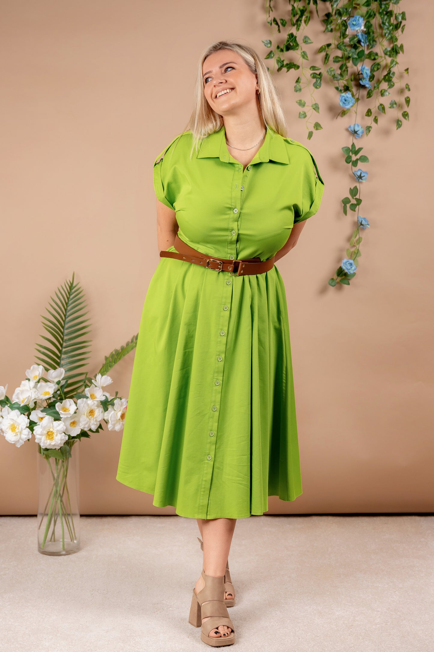 Carol - zelena haljina u stilu košulje sa remenom