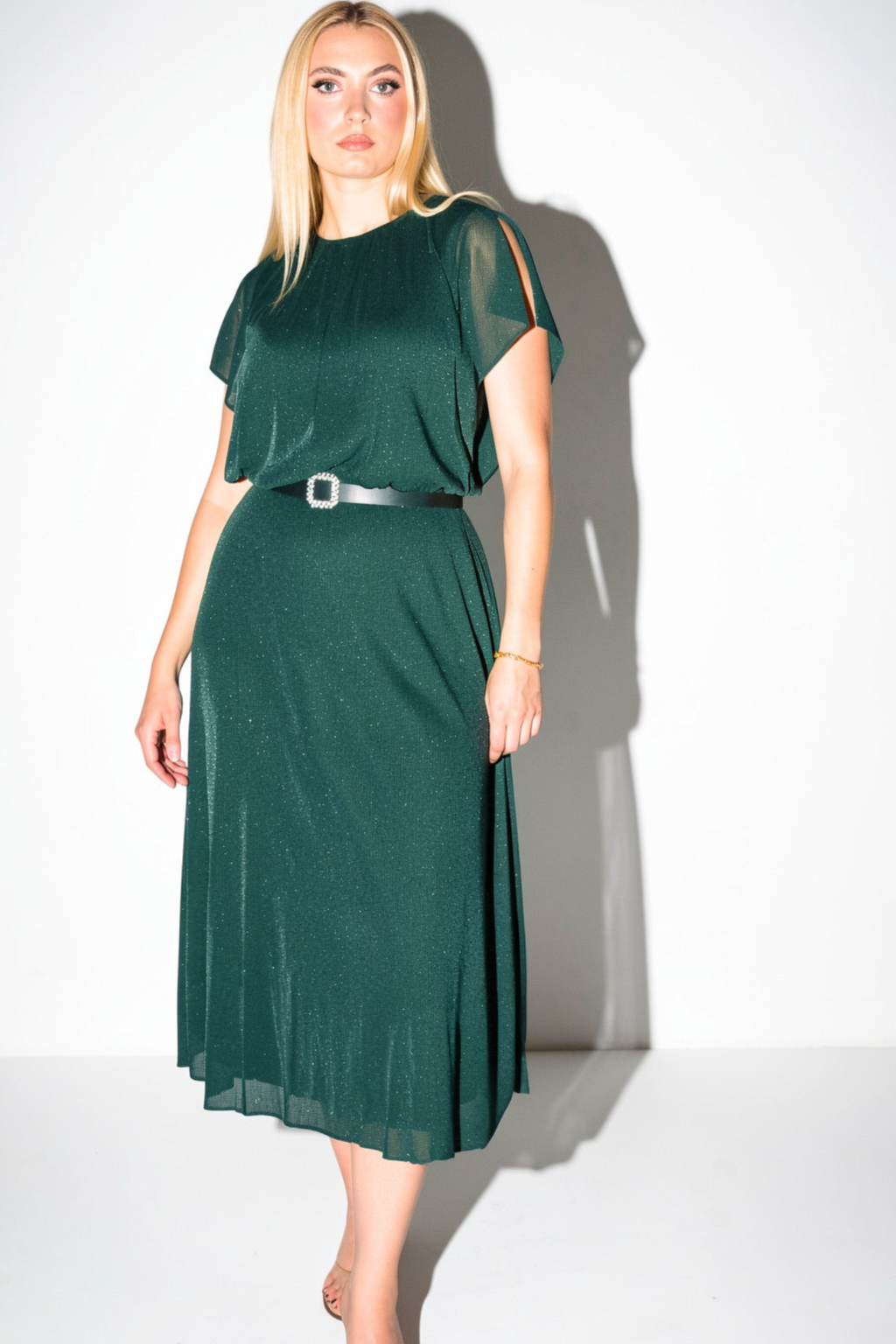 Elegantna zelena haljina sa sjajem