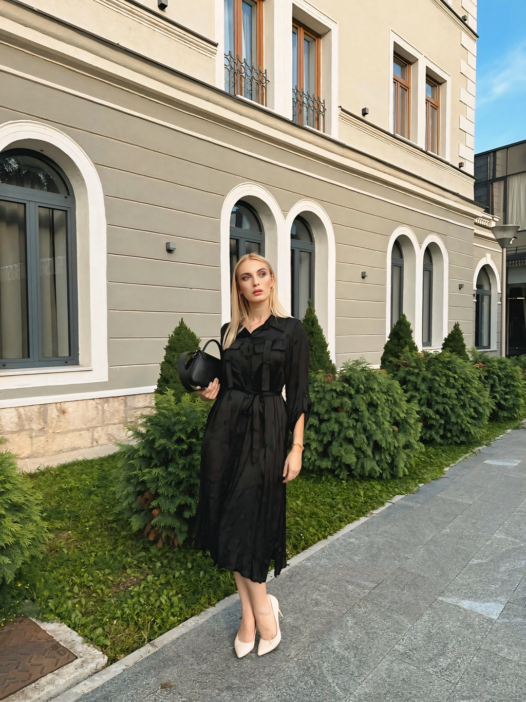 Leona – elegantna satenska haljina košulja kroja