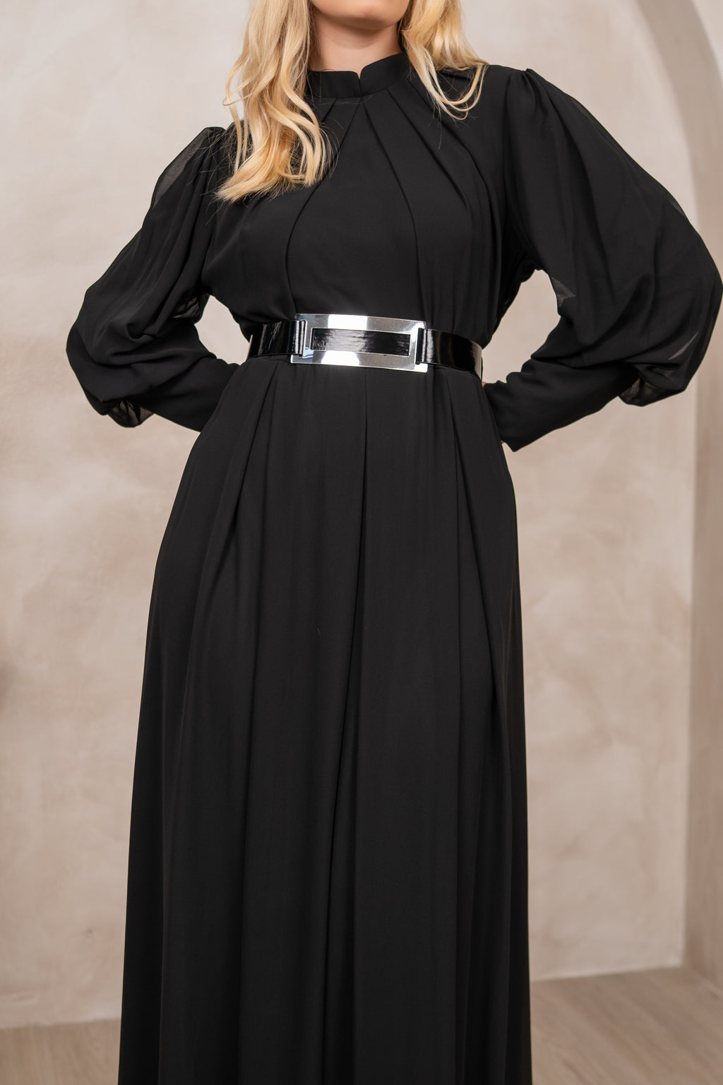 Noir haljina – simbol profinjene elegancije