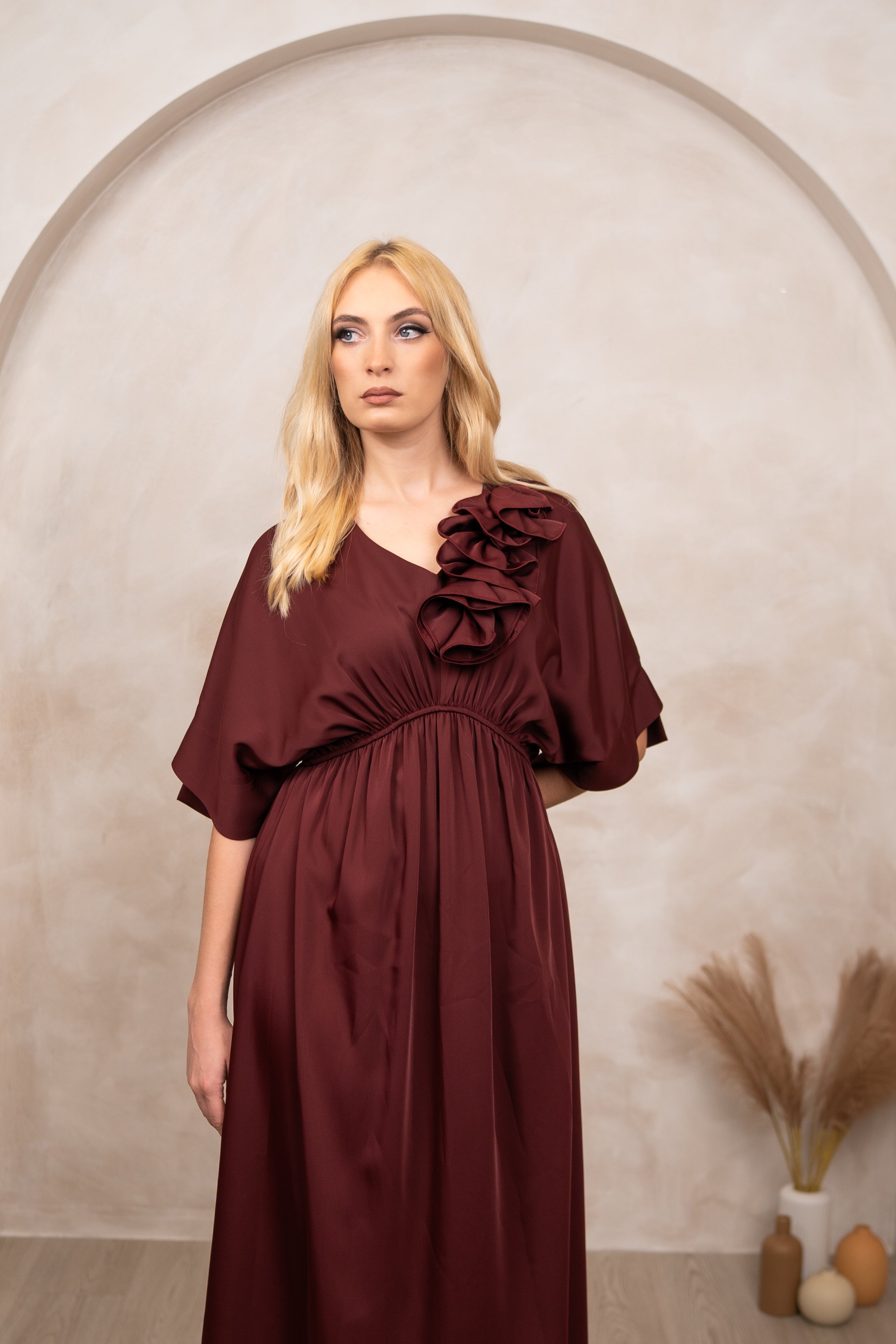 Amara haljina – elegancija koja govori sama za sebe