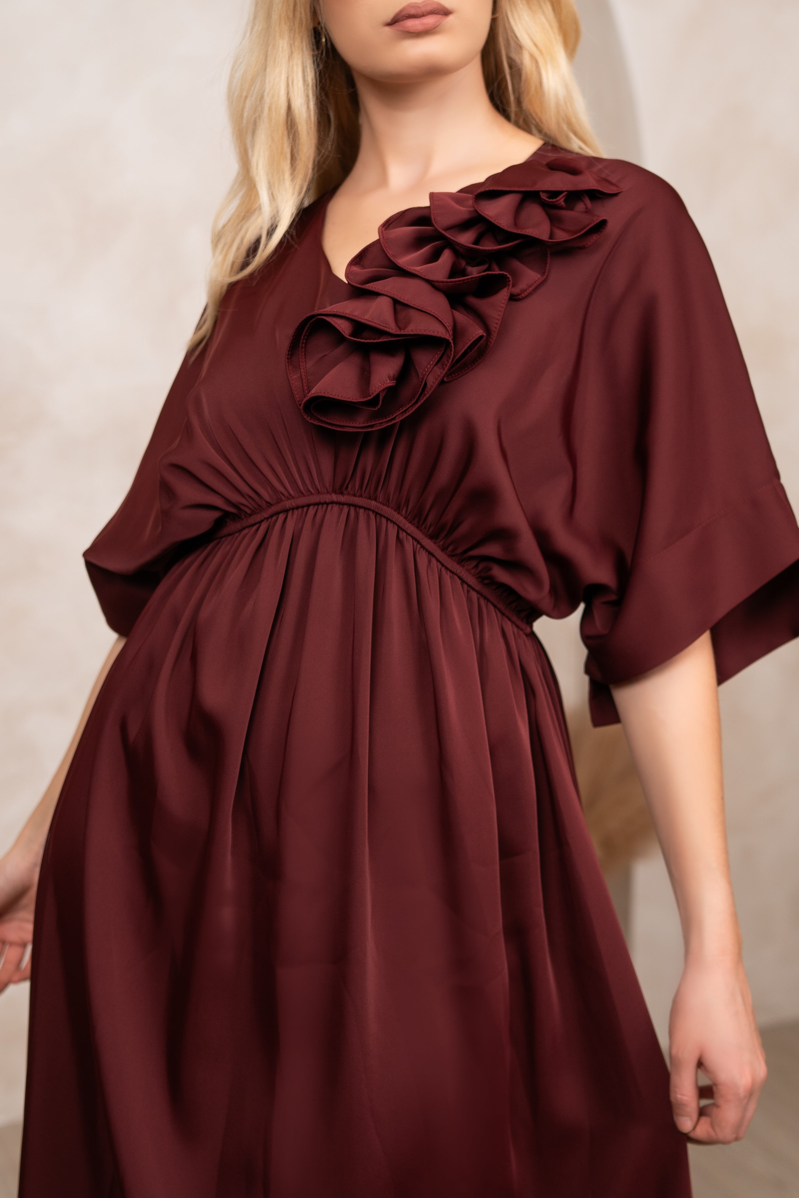 Amara haljina – elegancija koja govori sama za sebe