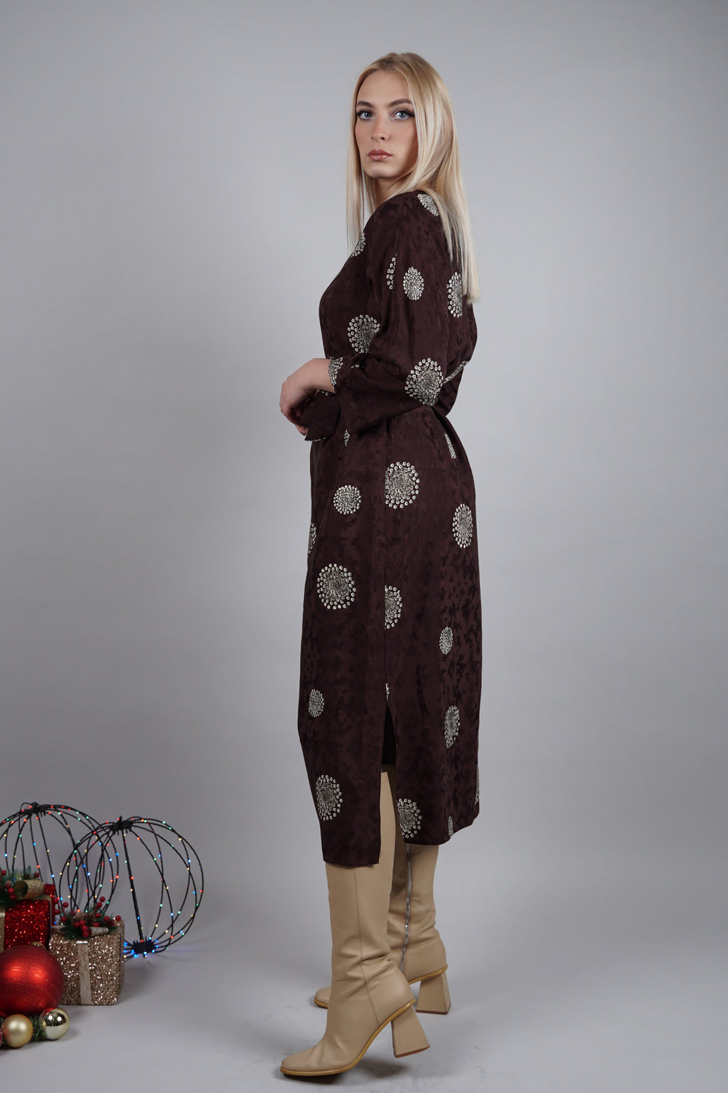 Lunaria haljina – elegantna tekstura s daškom glamura