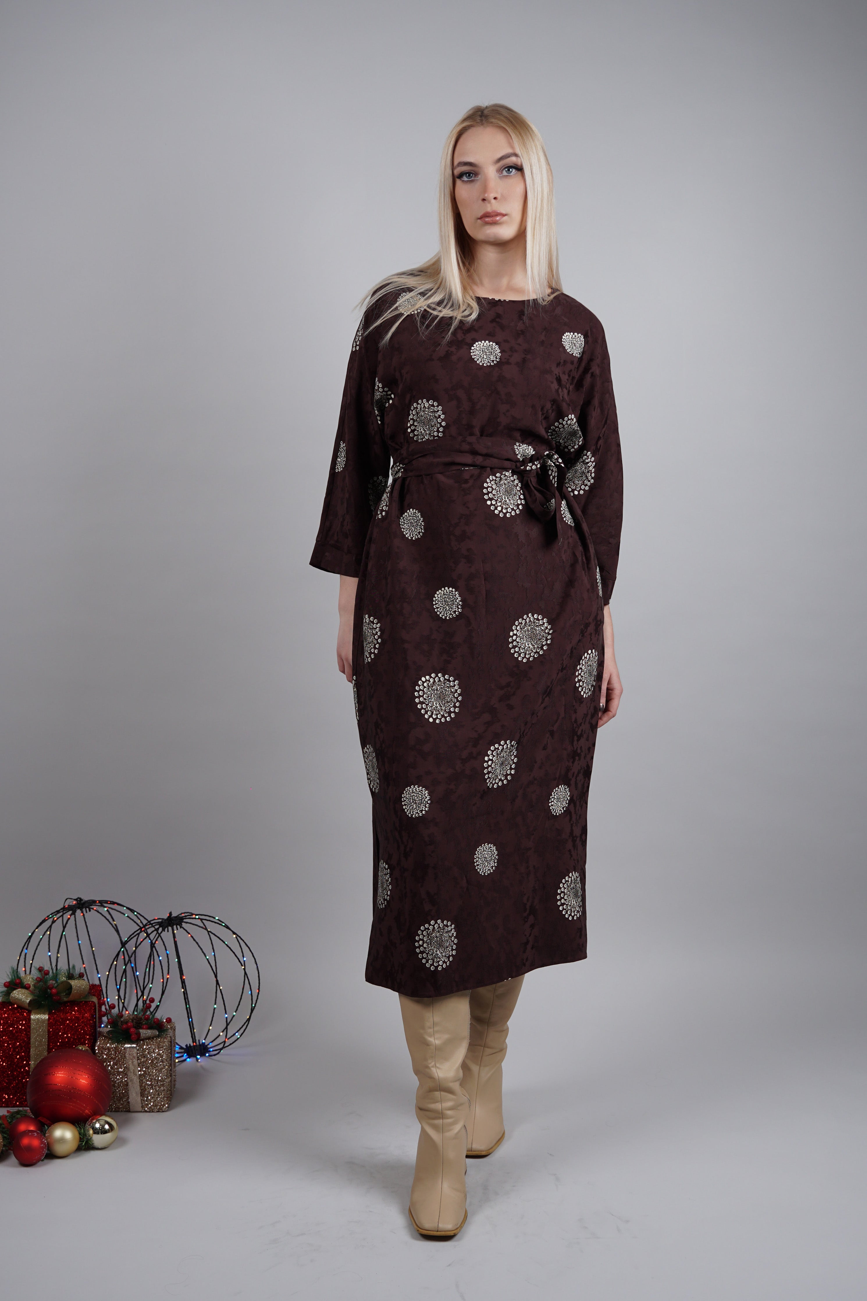 Lunaria haljina – elegantna tekstura s daškom glamura