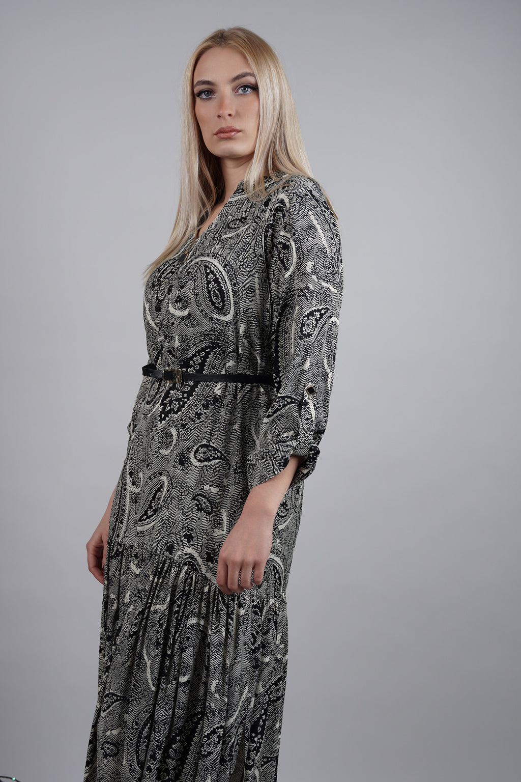 Maya – moderna pamučna haljina s unikatnim dezenom