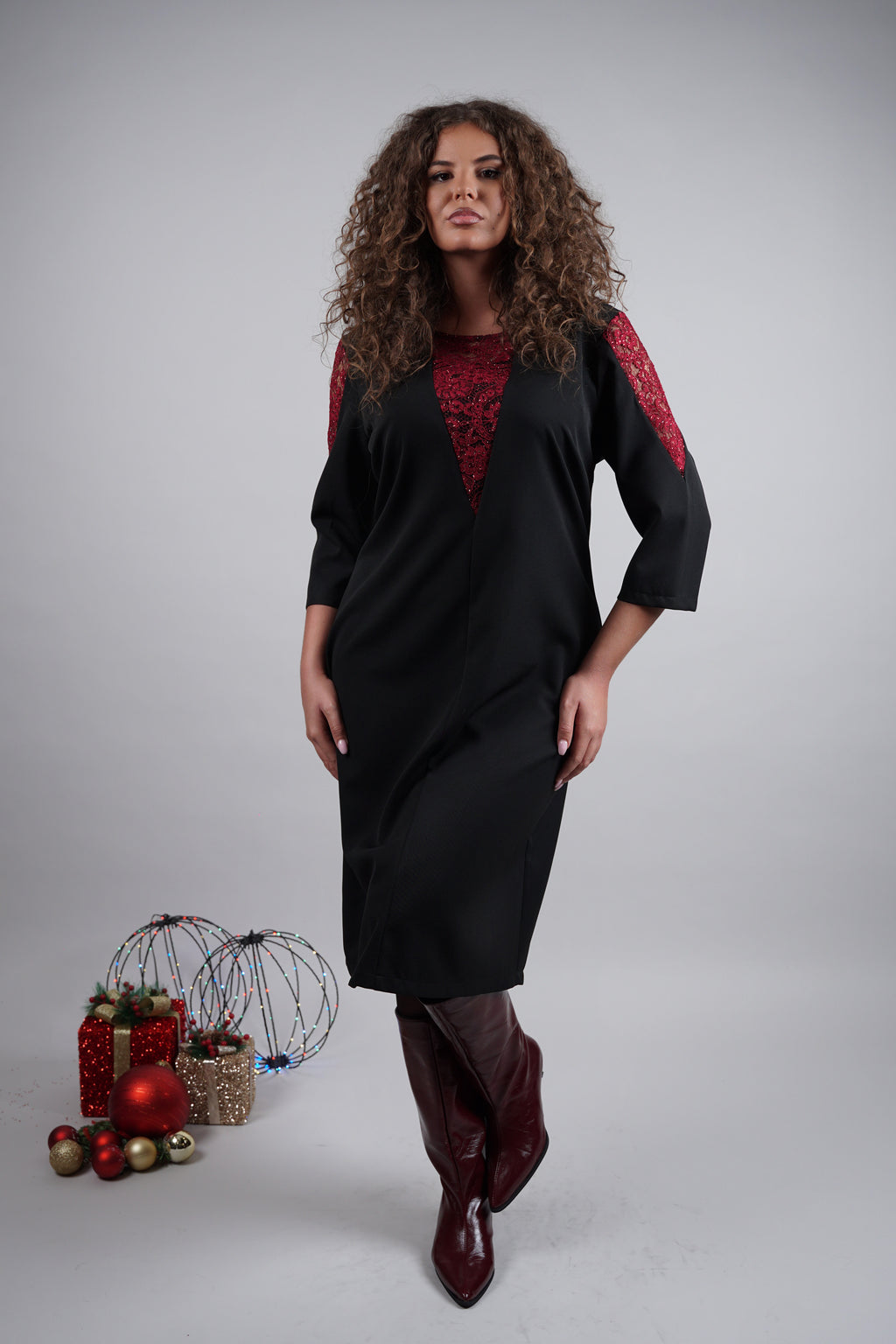 Lumia haljina - crni klasik s bordo akcentom