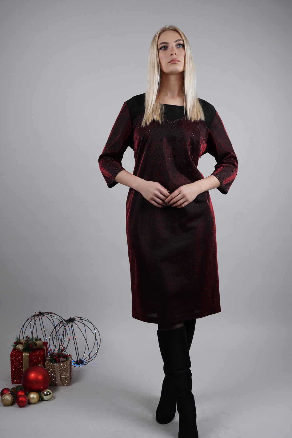 Haljina “Garnet Glow” – bordo elegancija koja osvaja