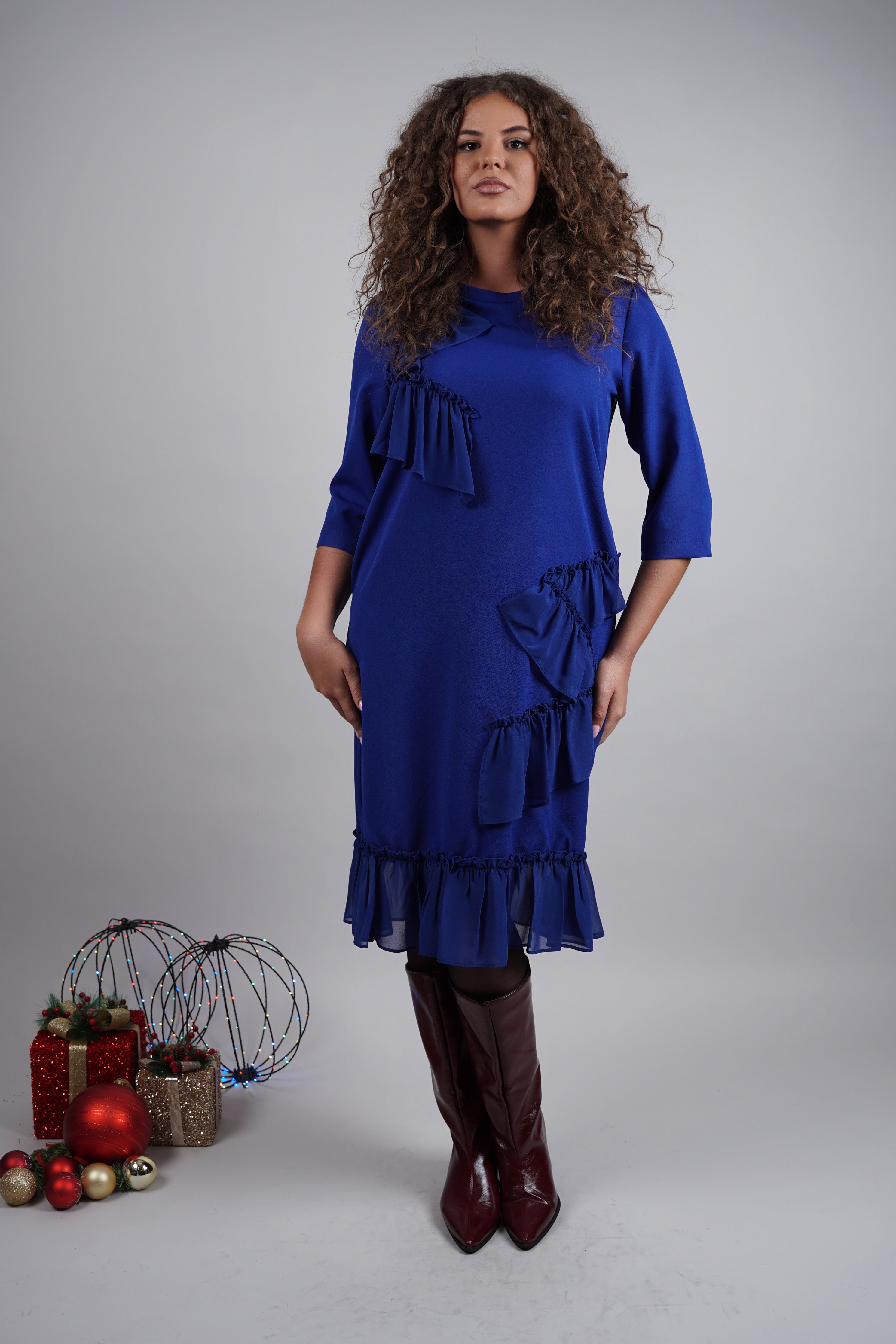 Marbella haljina – kraljevsko plava elegancija s volanima