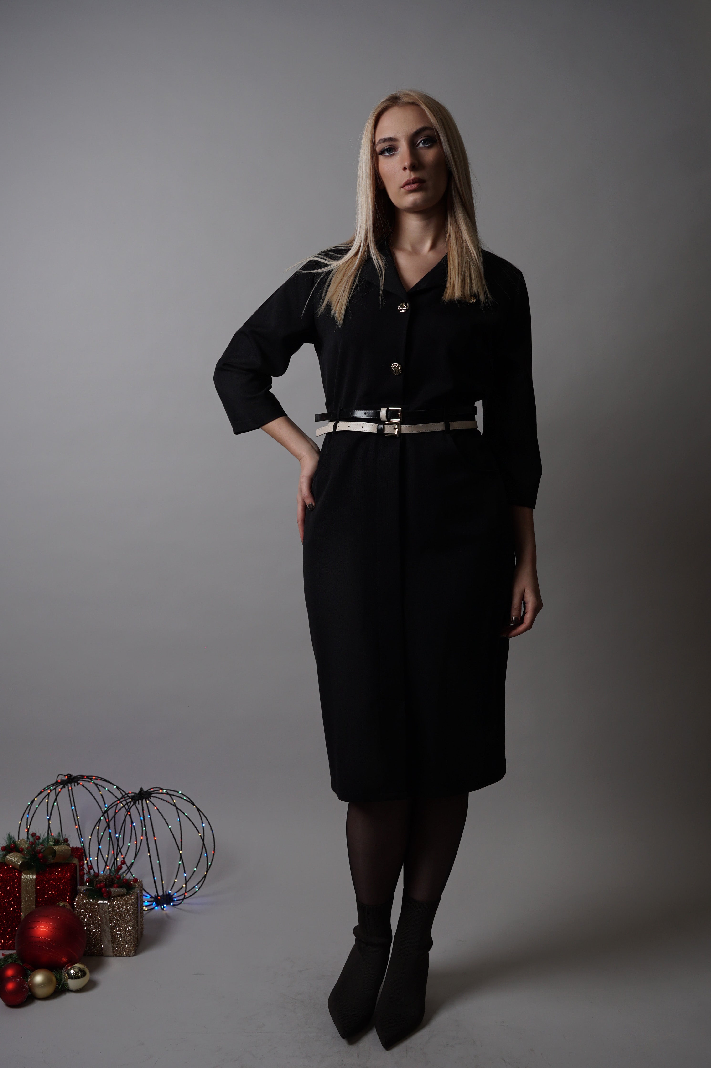 Mia haljina - suptilna elegancija za svaku priliku u crnoj nijansi