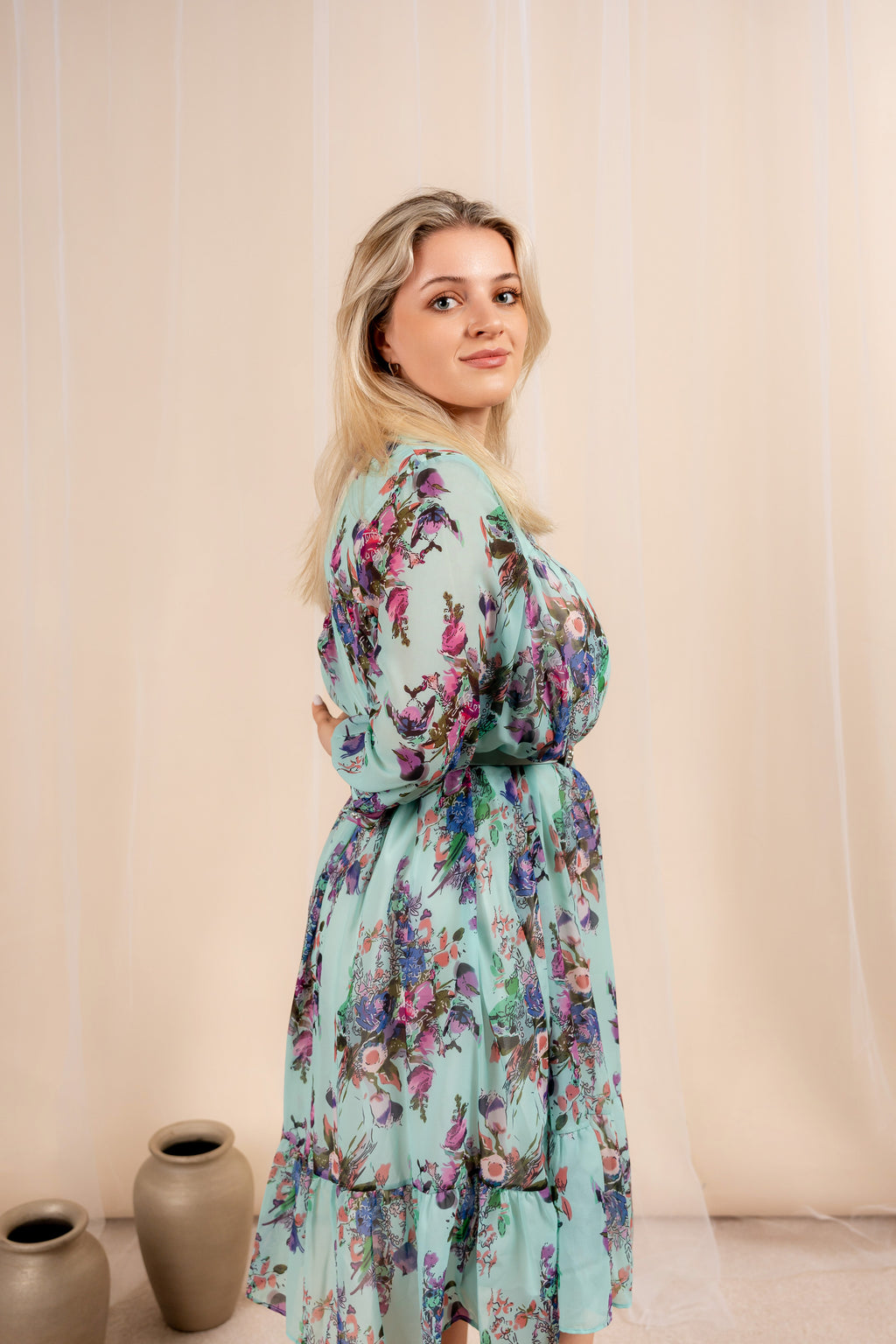 Rita - lepršava haljina apstraktnog dizajna