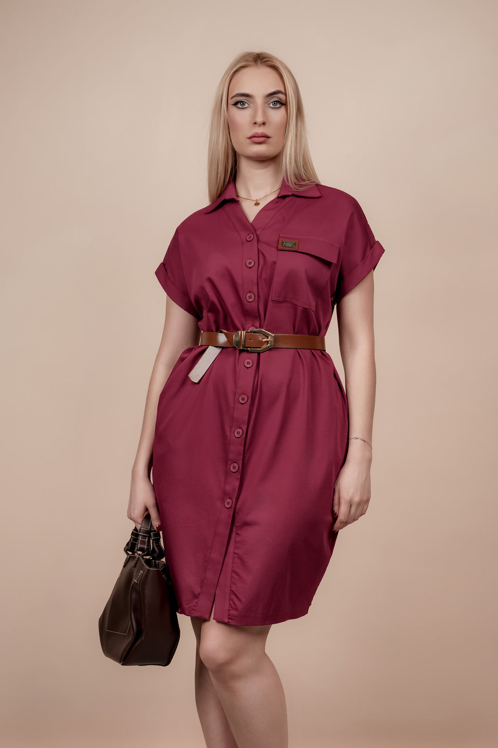 Haljina burgundy nijanse za svaki dan sa udjelom viskoze