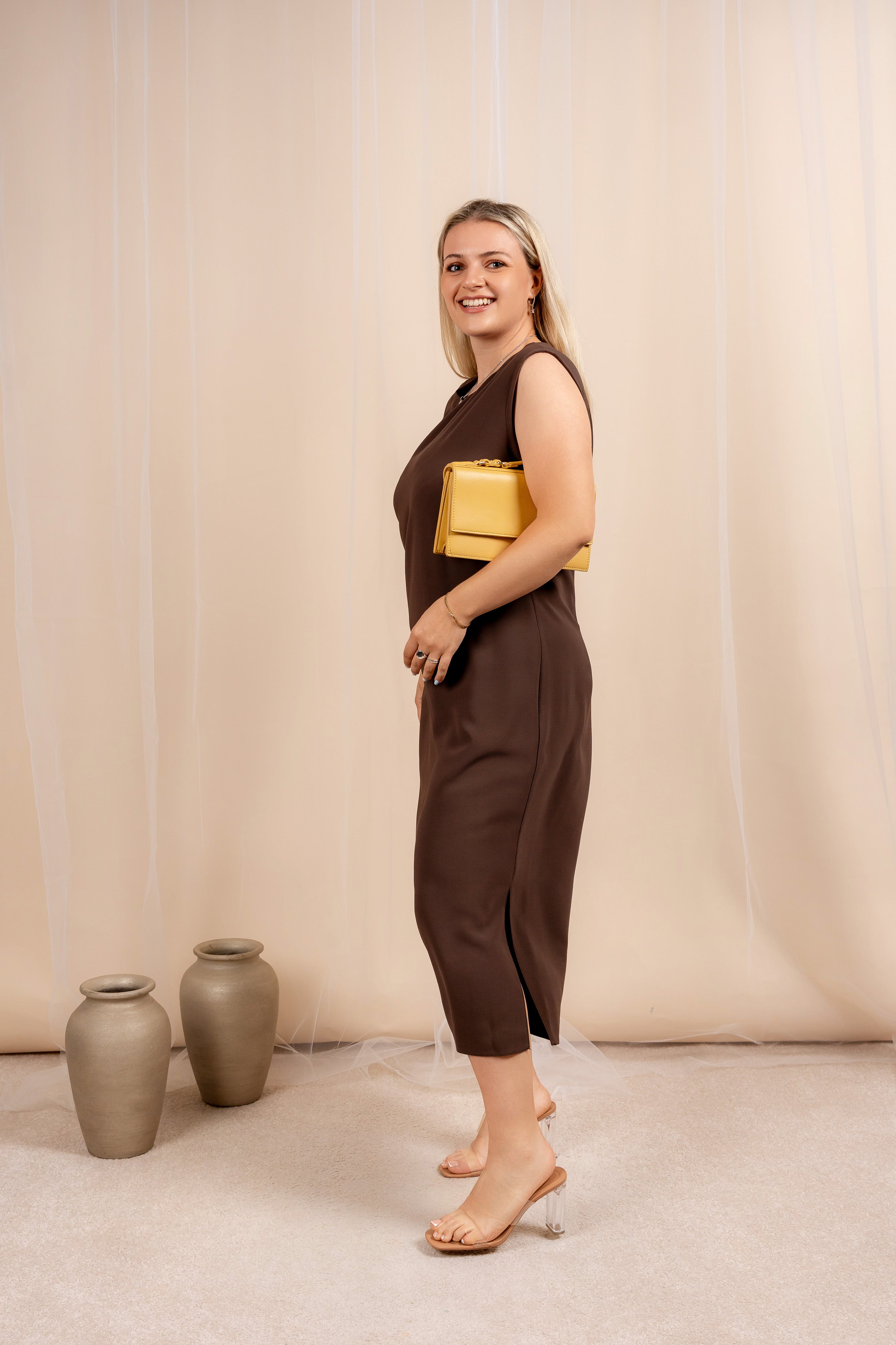 Anelia – smeđa elegantna midi haljina