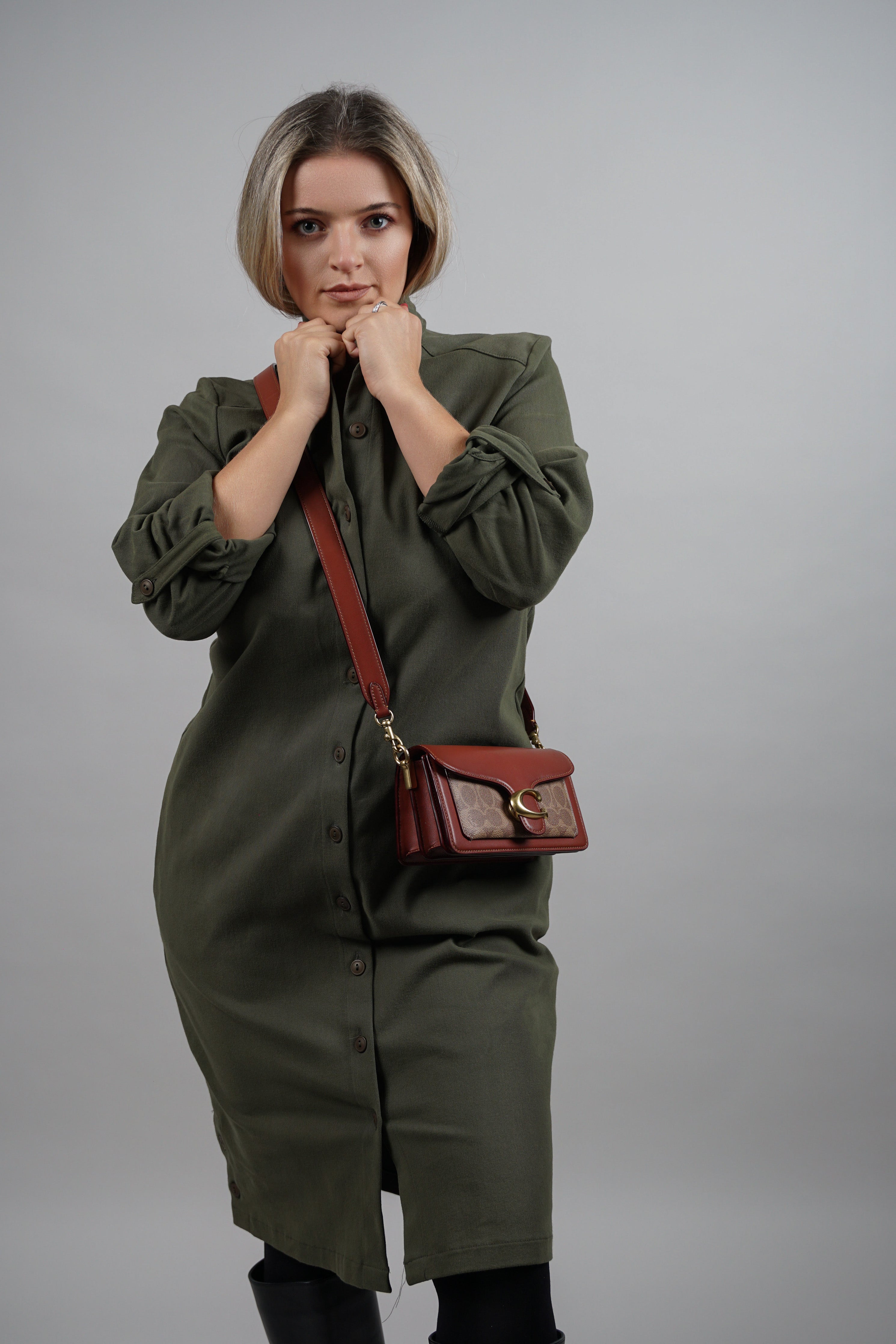 Viola - zelena pamučna haljina s naglašenim strukom