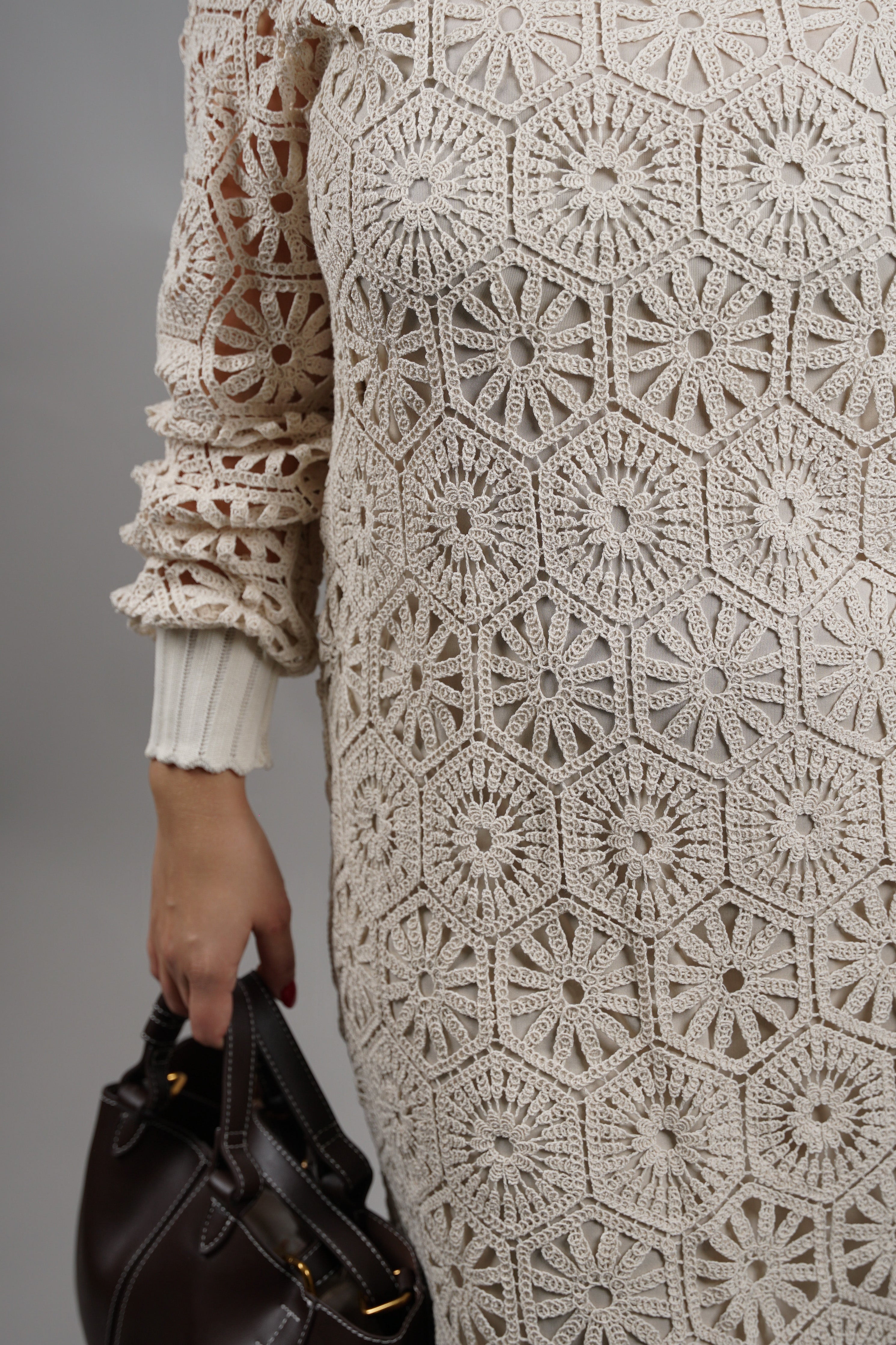 Elin - Čipkana haljina ravnog kroja – bež