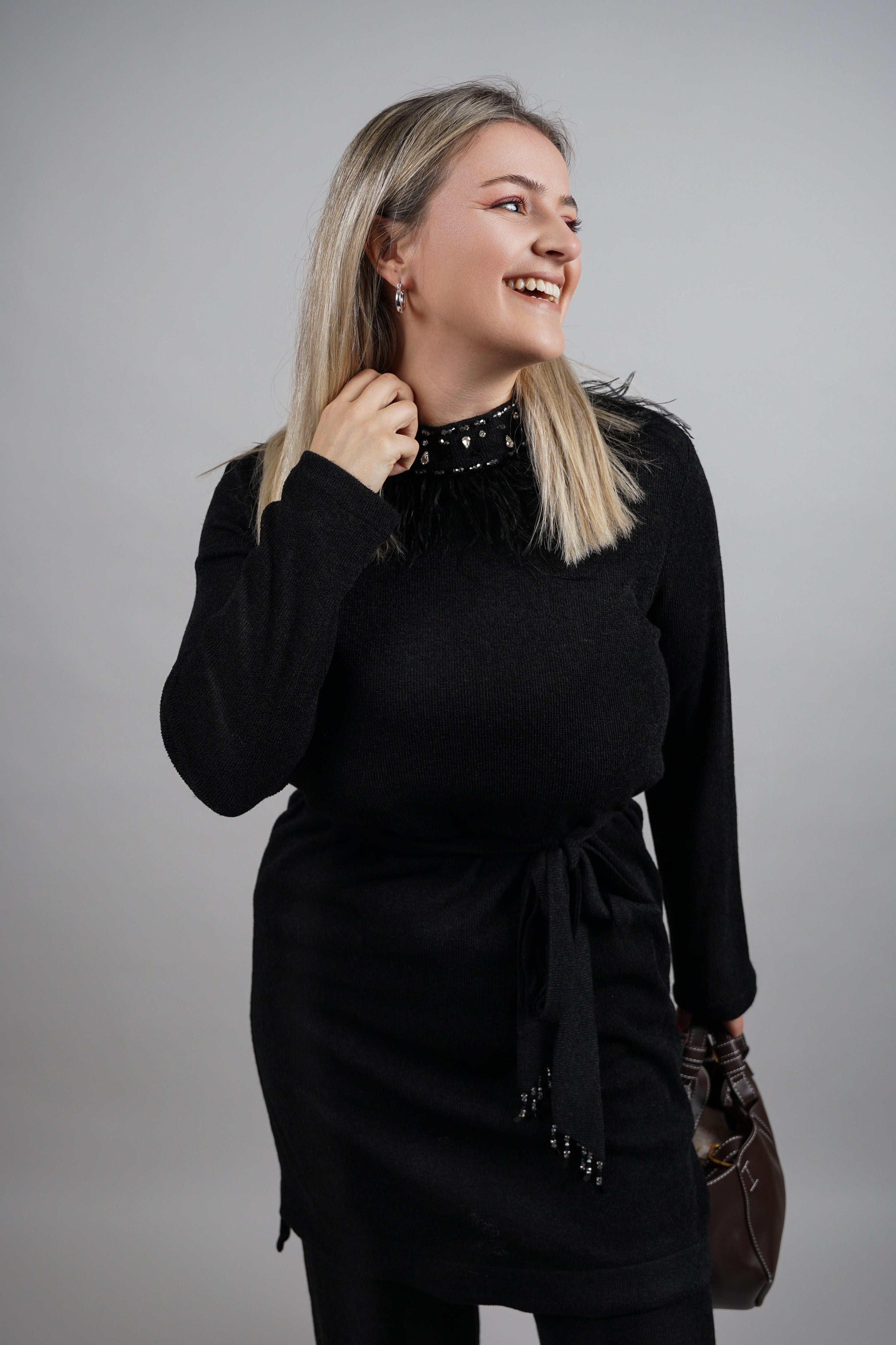 Black Comfort Chic – elegantni crni komplet