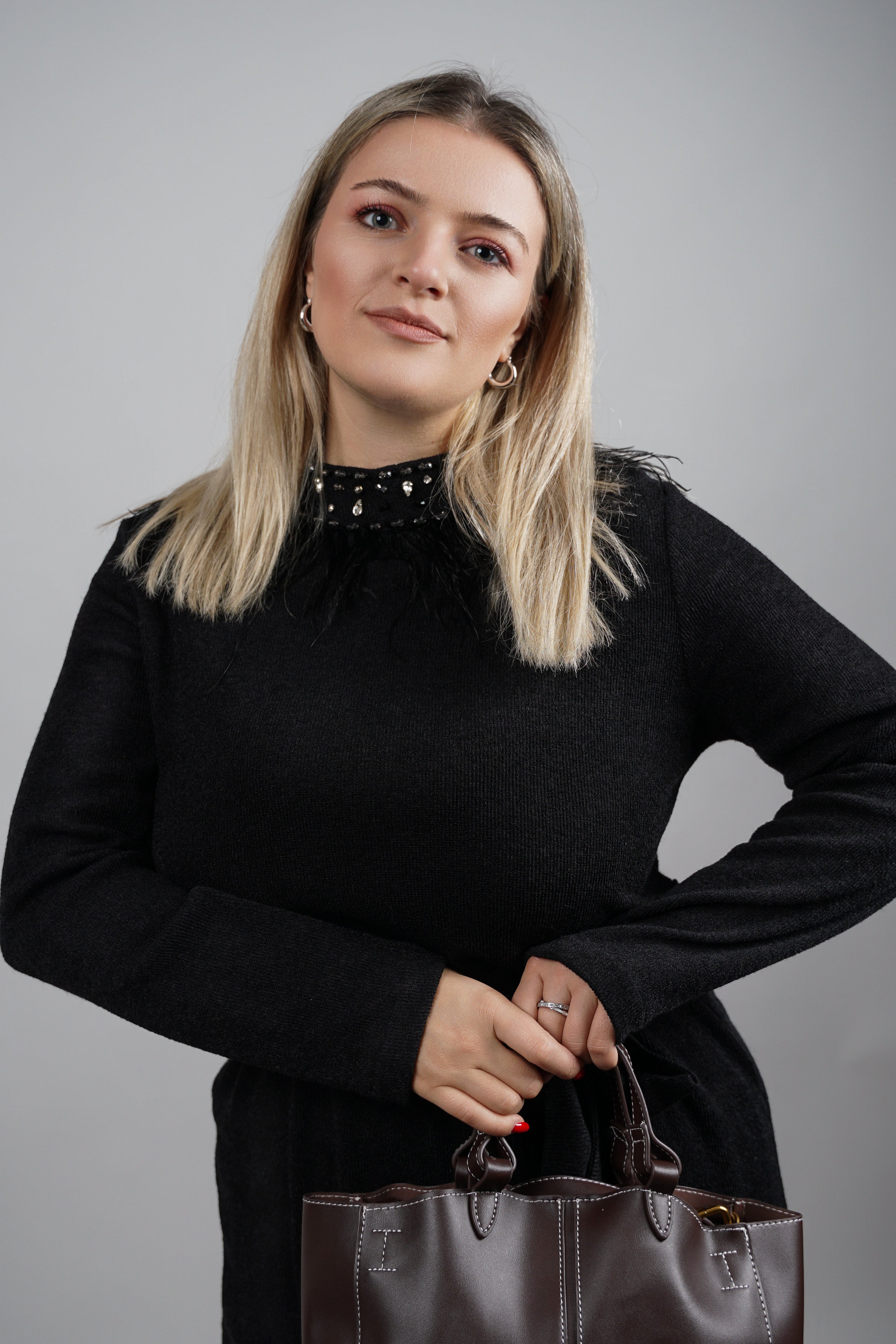 Black Comfort Chic – elegantni crni komplet