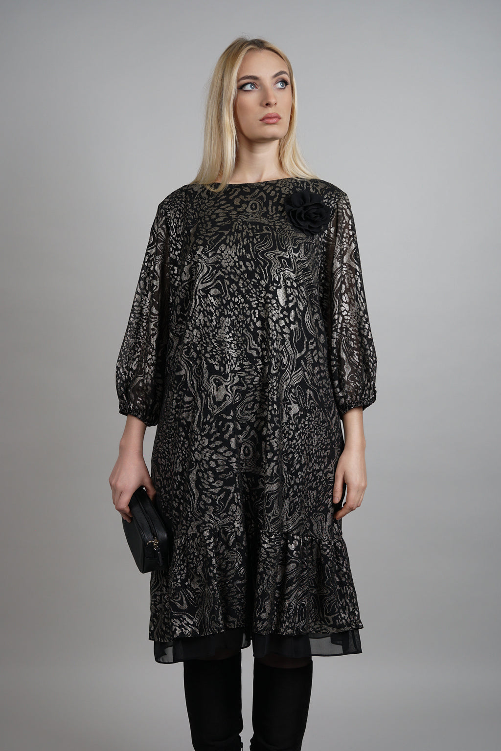 Elara haljina – elegantni print s romantičnim uklonjivim detaljem