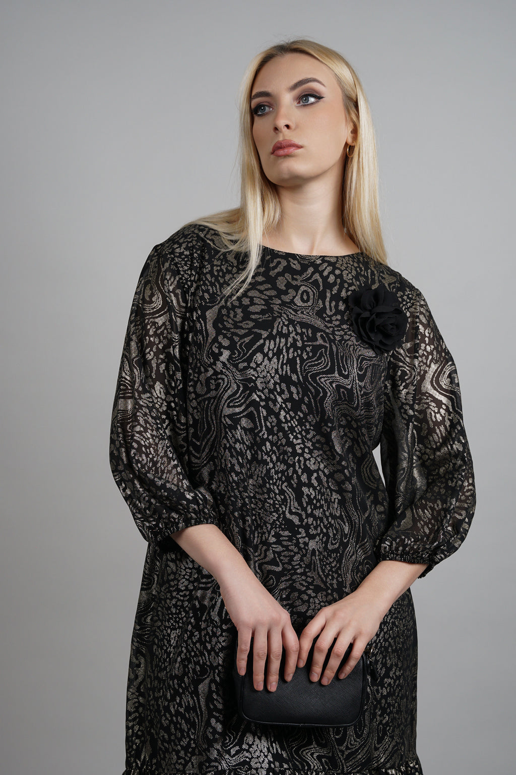 Elara haljina – elegantni print s romantičnim uklonjivim detaljem