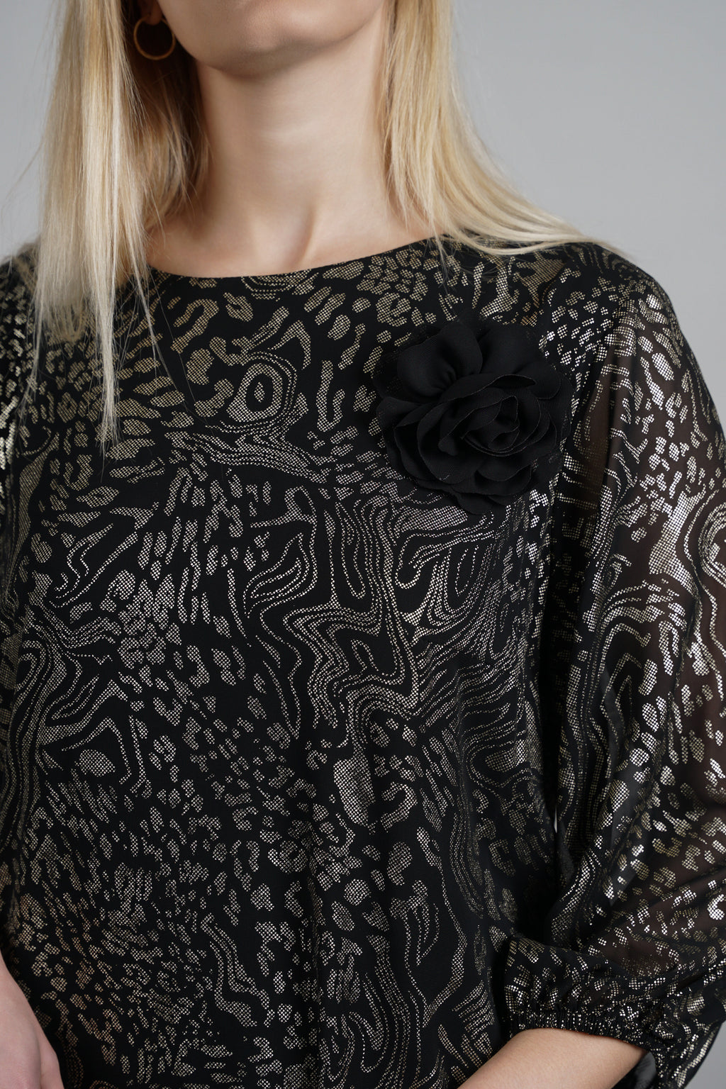 Elara haljina – elegantni print s romantičnim uklonjivim detaljem