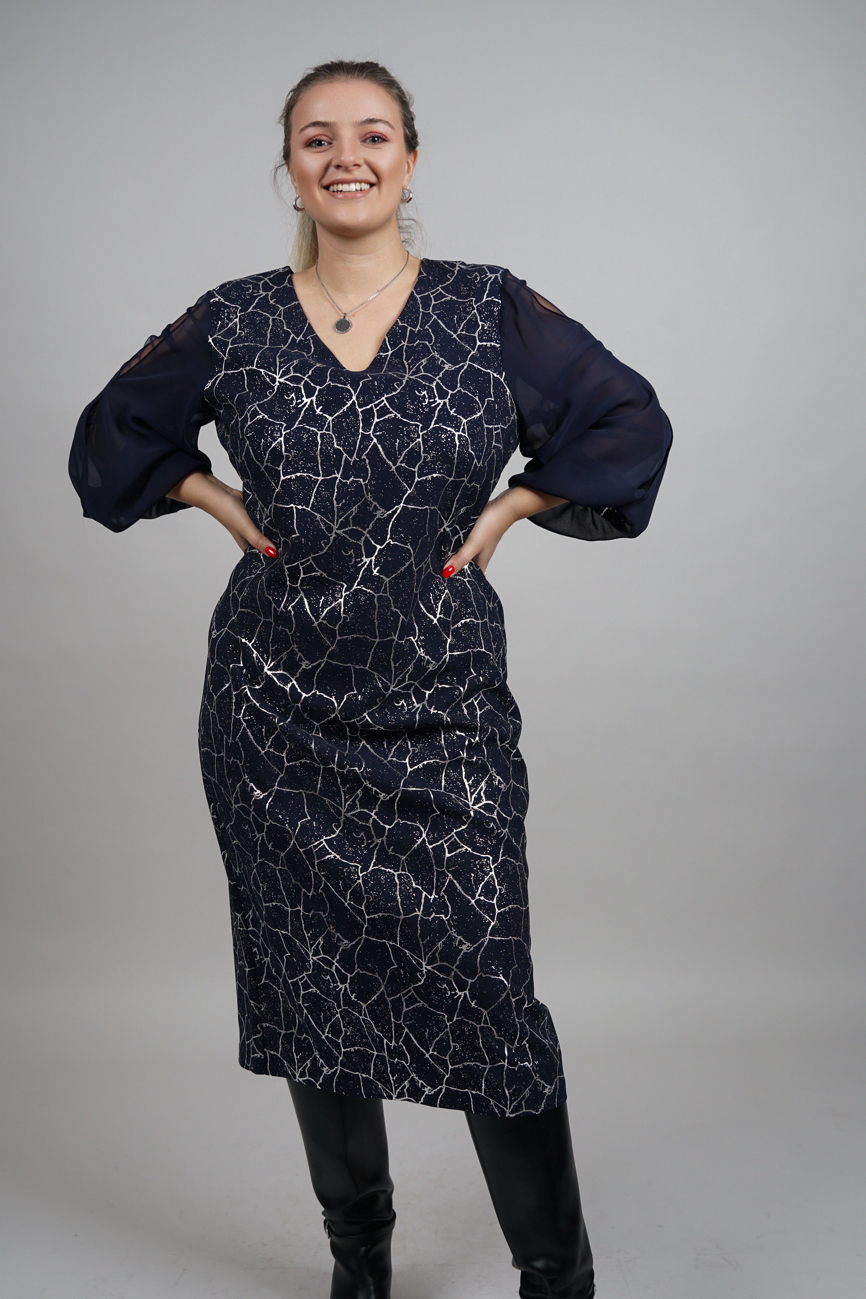 Astra – haljina za večernju i poslovnu eleganciju