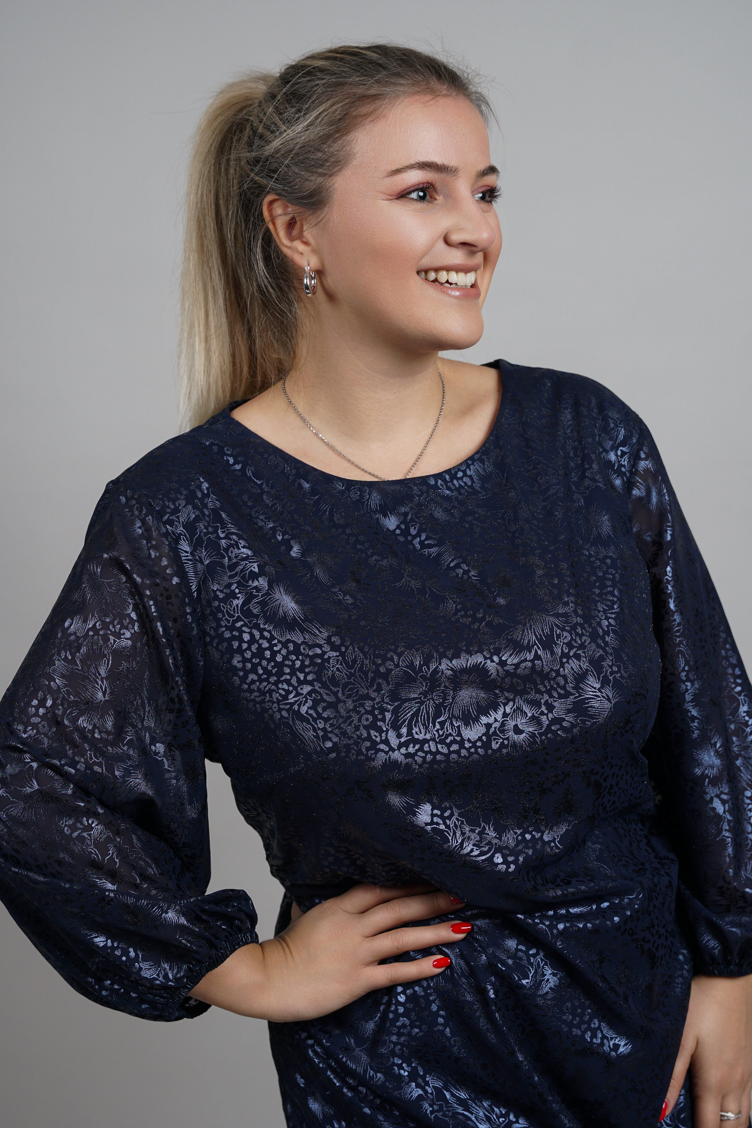 Elara haljina – elegantni print s romantičnim printom