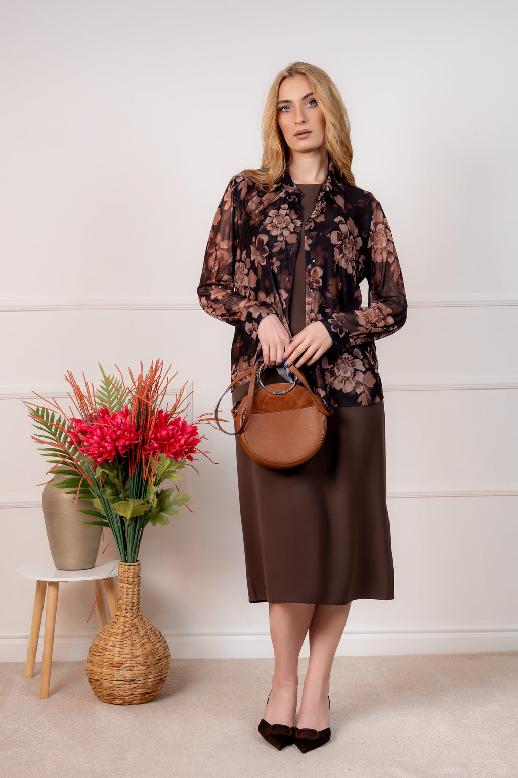 Anelia – smeđa elegantna midi haljina