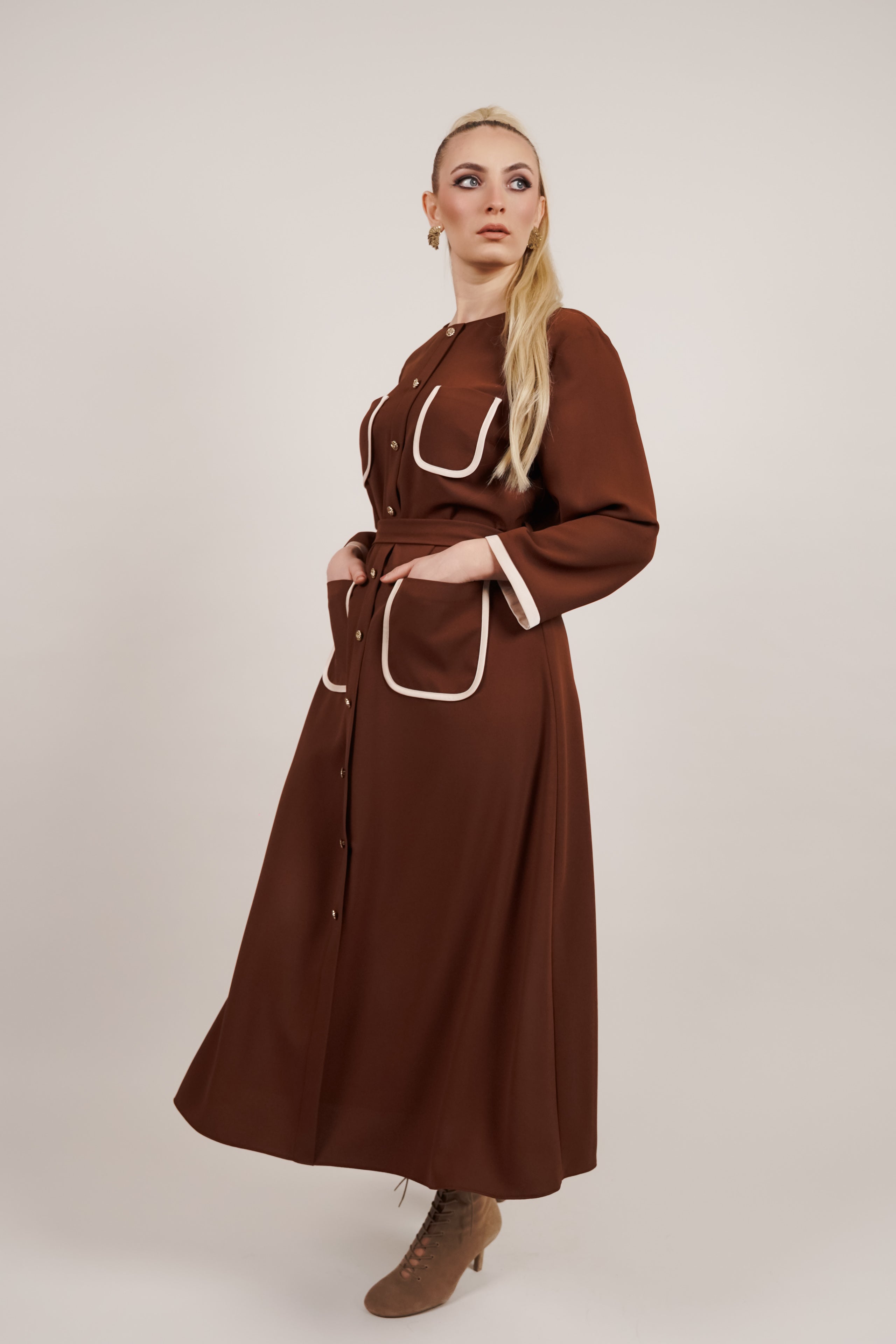 Antea - elegantan midi model haljine