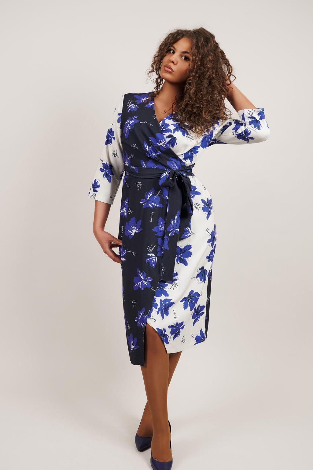 Selena – elegantna haljina na preklop