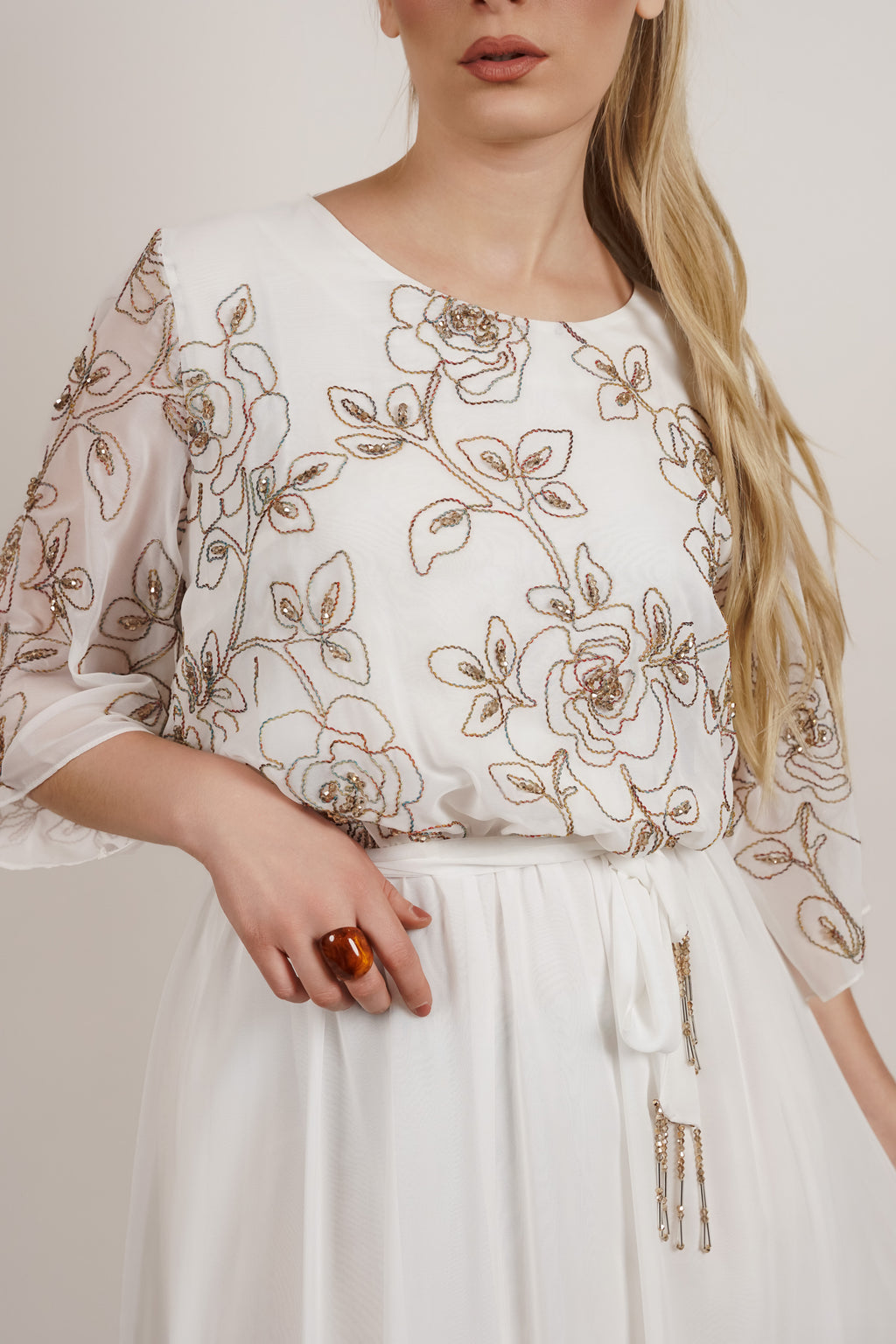 Bloom – lepršava maxi haljina sa vezom