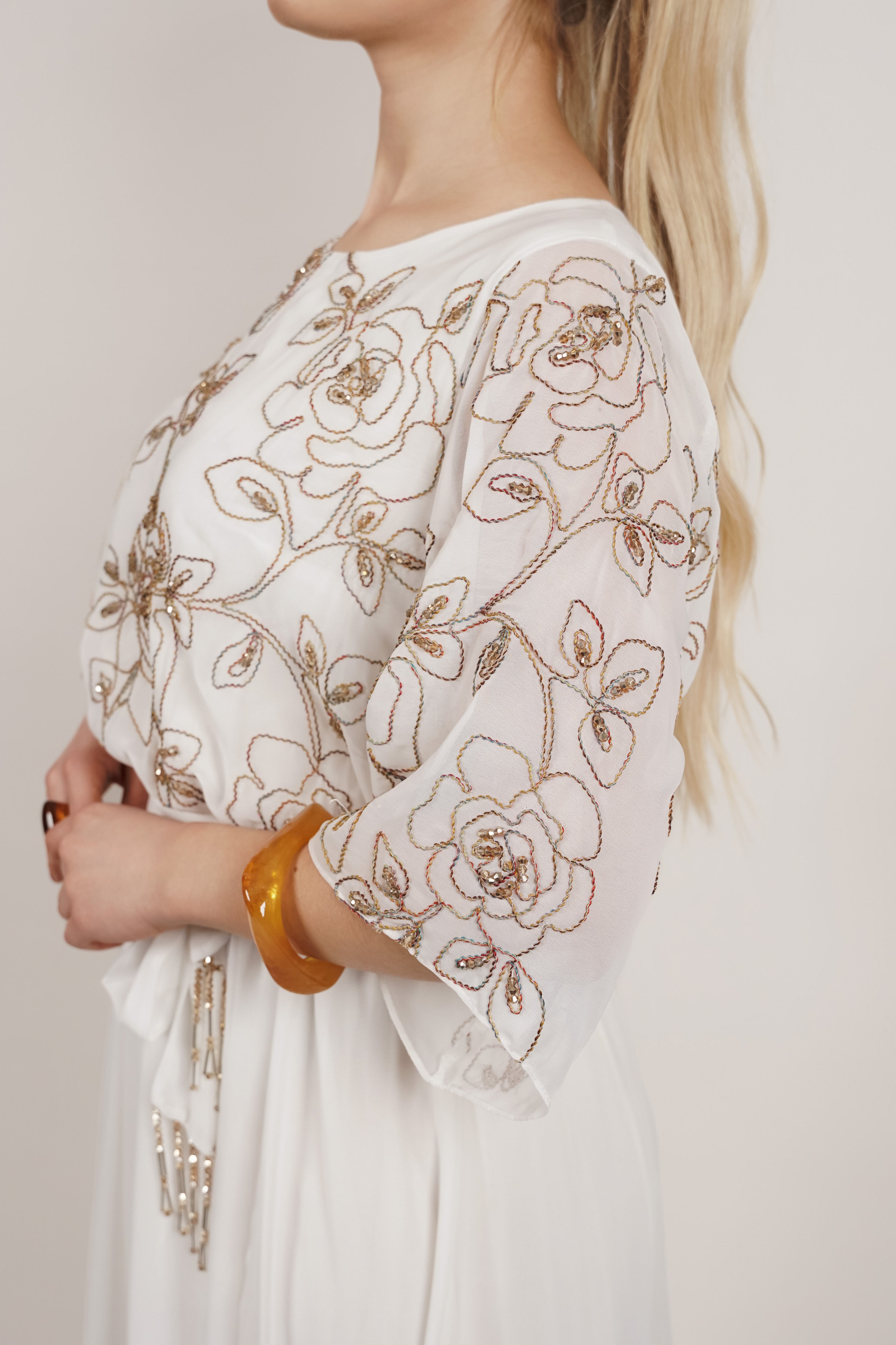 Bloom – lepršava maxi haljina sa vezom