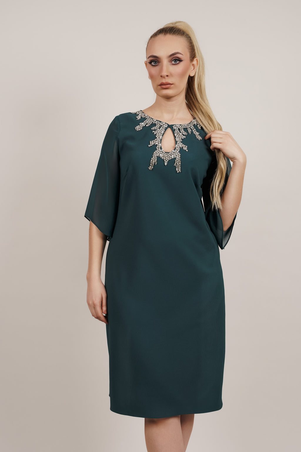 Aurora haljina – zelena elegancija s cirkonima