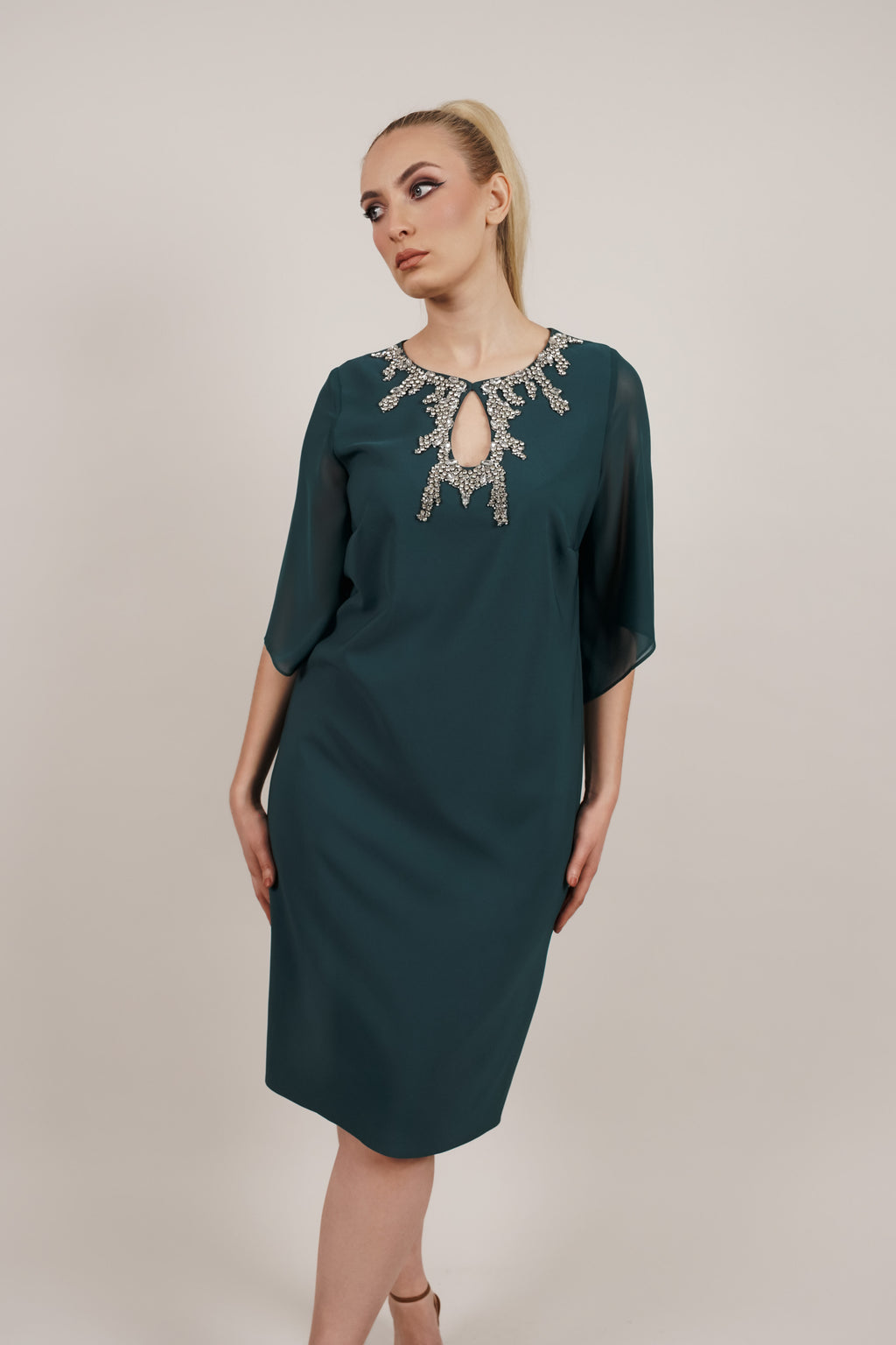 Aurora haljina – zelena elegancija s cirkonima