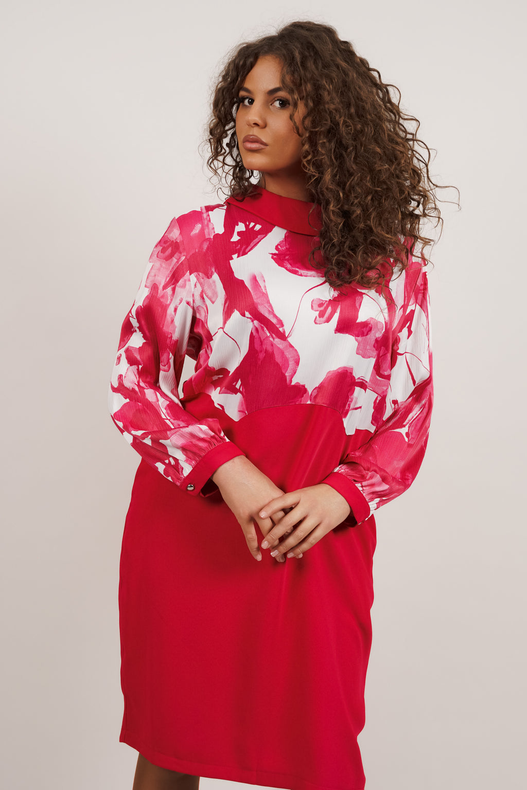 Flora Red – efektna haljina sa print detaljima