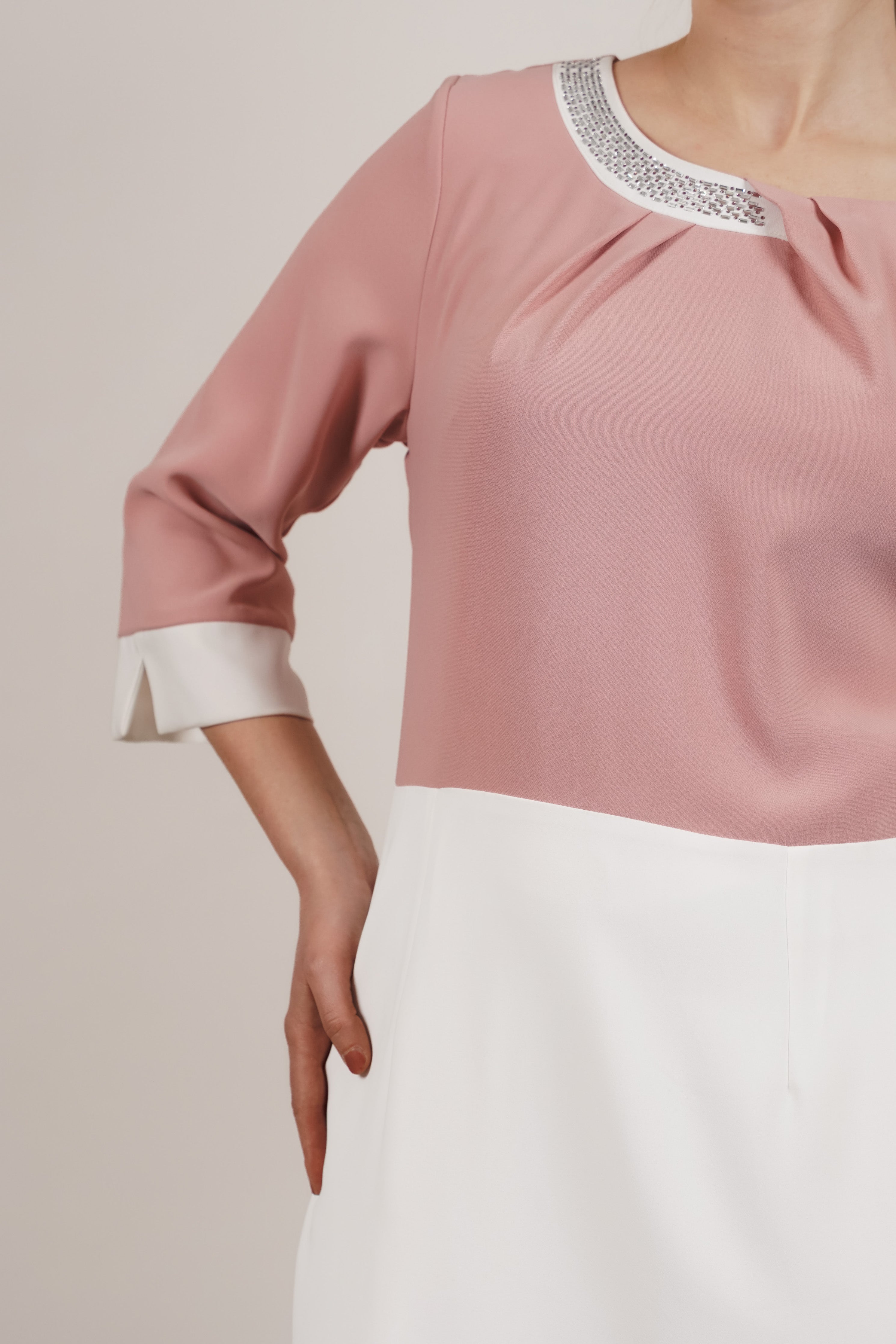 Miranda - haljina koja osvaja suptilnošću