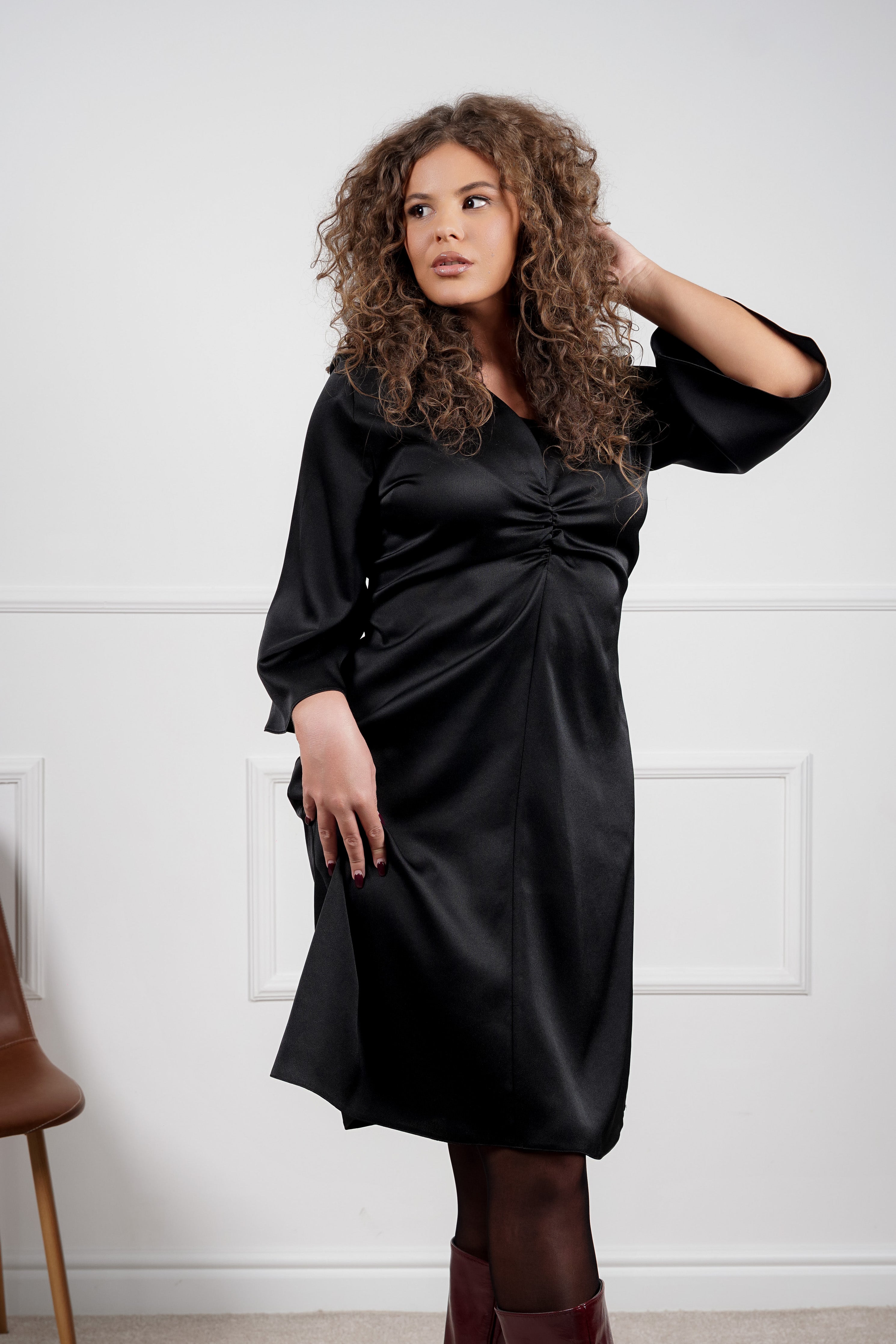 Sofia haljina – klasika koja uvijek imponuje