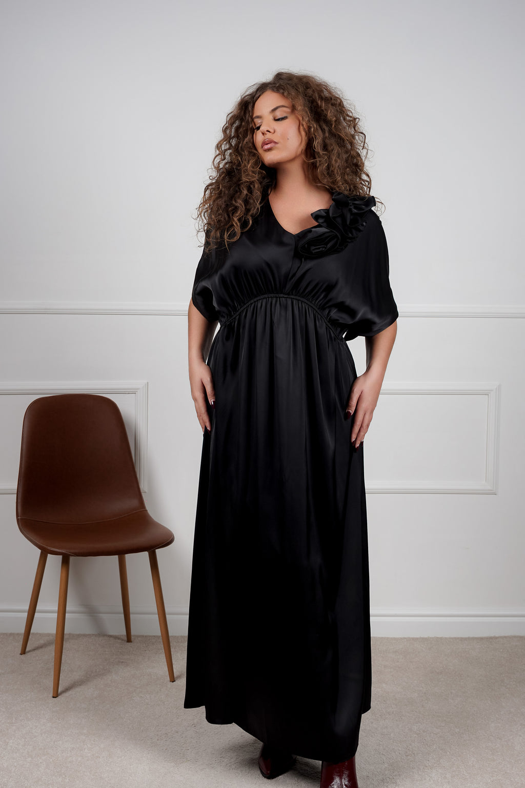 Amara haljina – elegancija koja govori sama za sebe