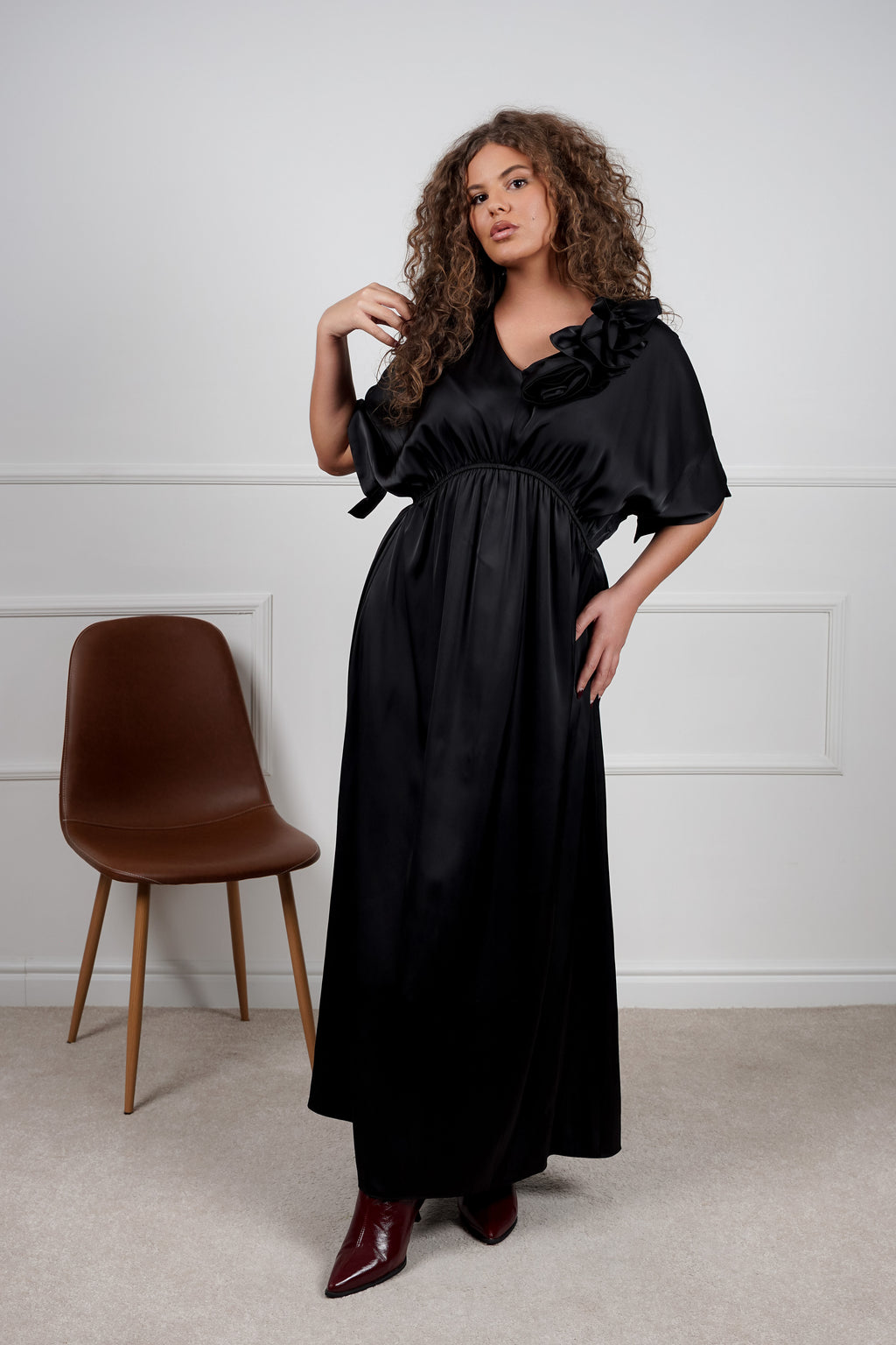 Amara haljina – elegancija koja govori sama za sebe