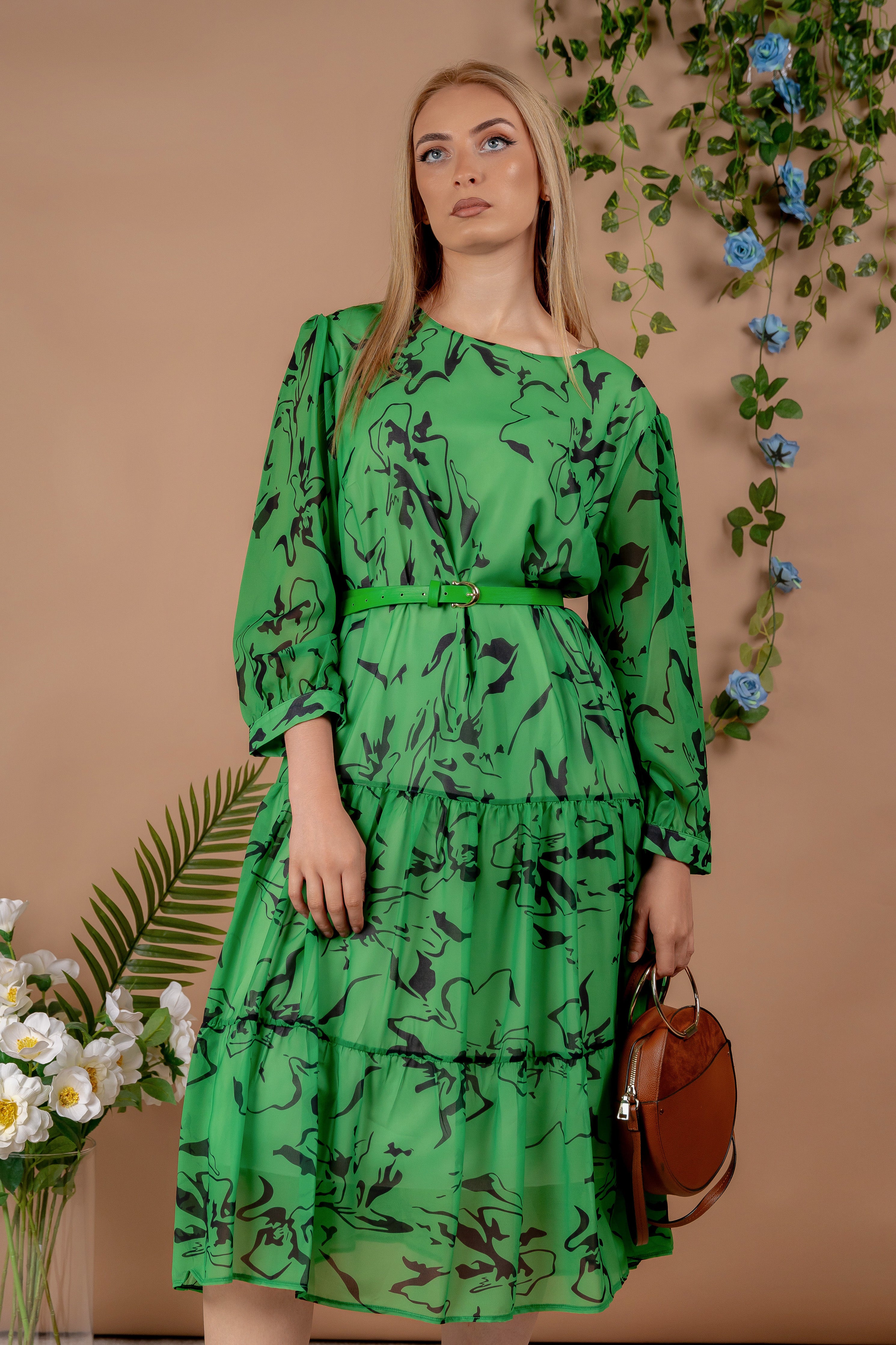 Luna – prozračna elegancija u zelenom tonu