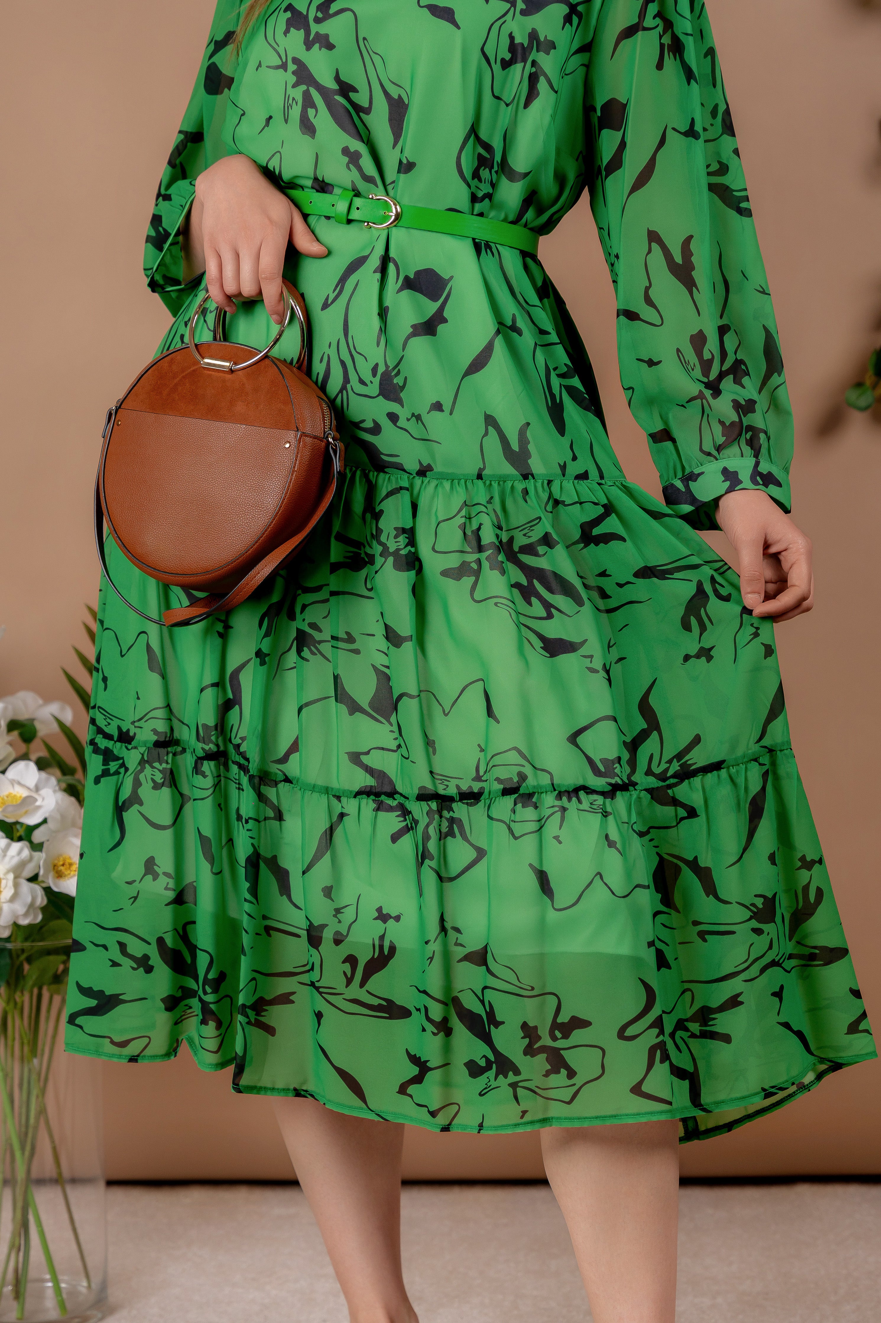 Luna – prozračna elegancija u zelenom tonu