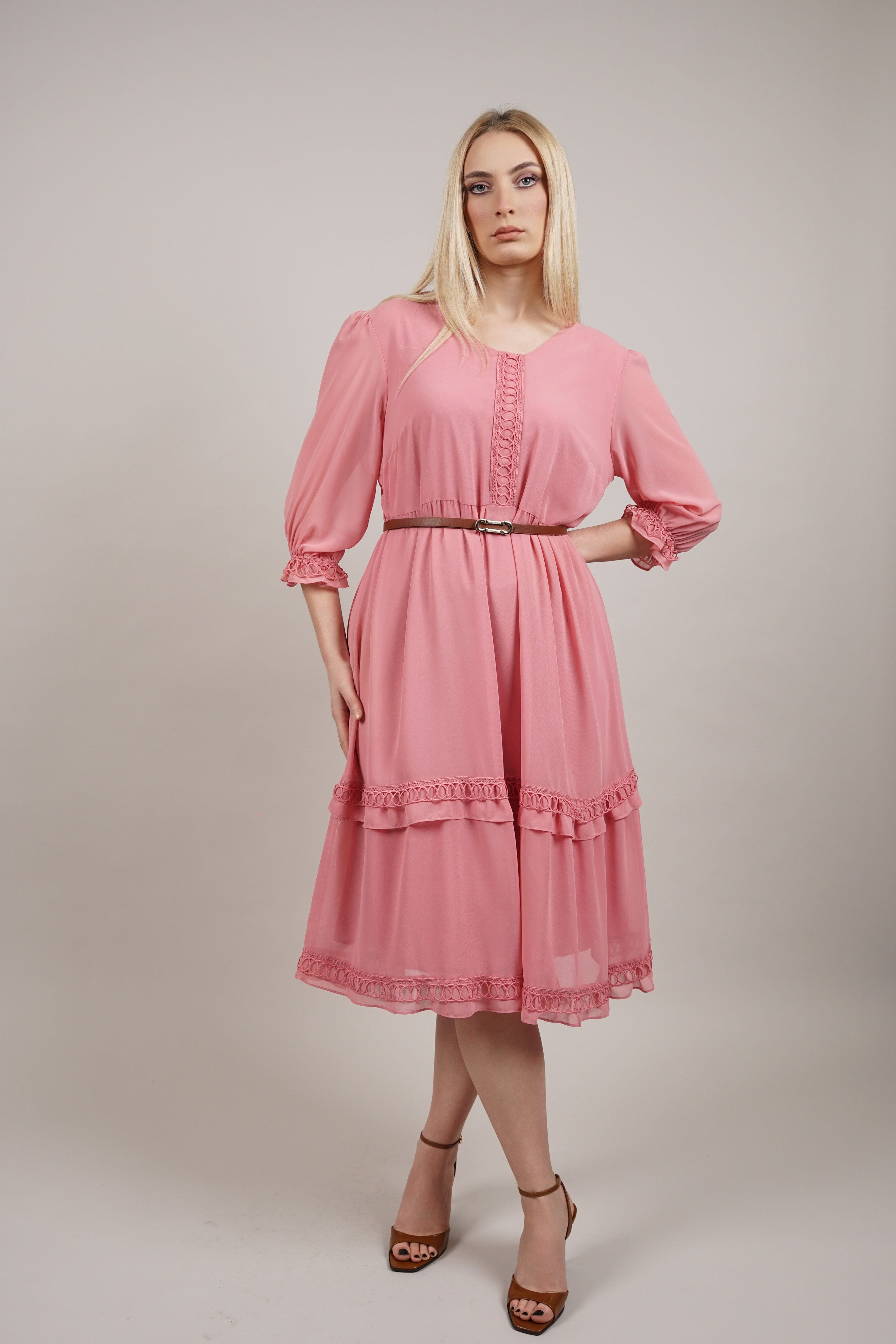 Valeria - romantična haljina u puderasto roze nijansi