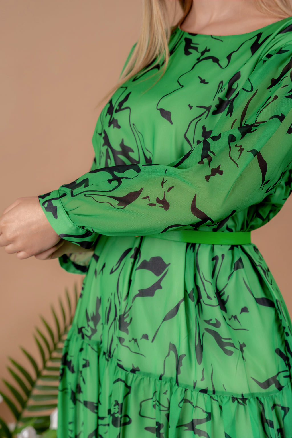 Luna – prozračna elegancija u zelenom tonu