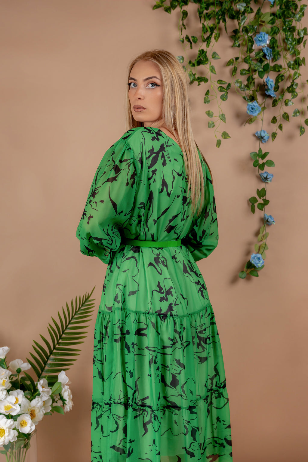 Luna – prozračna elegancija u zelenom tonu