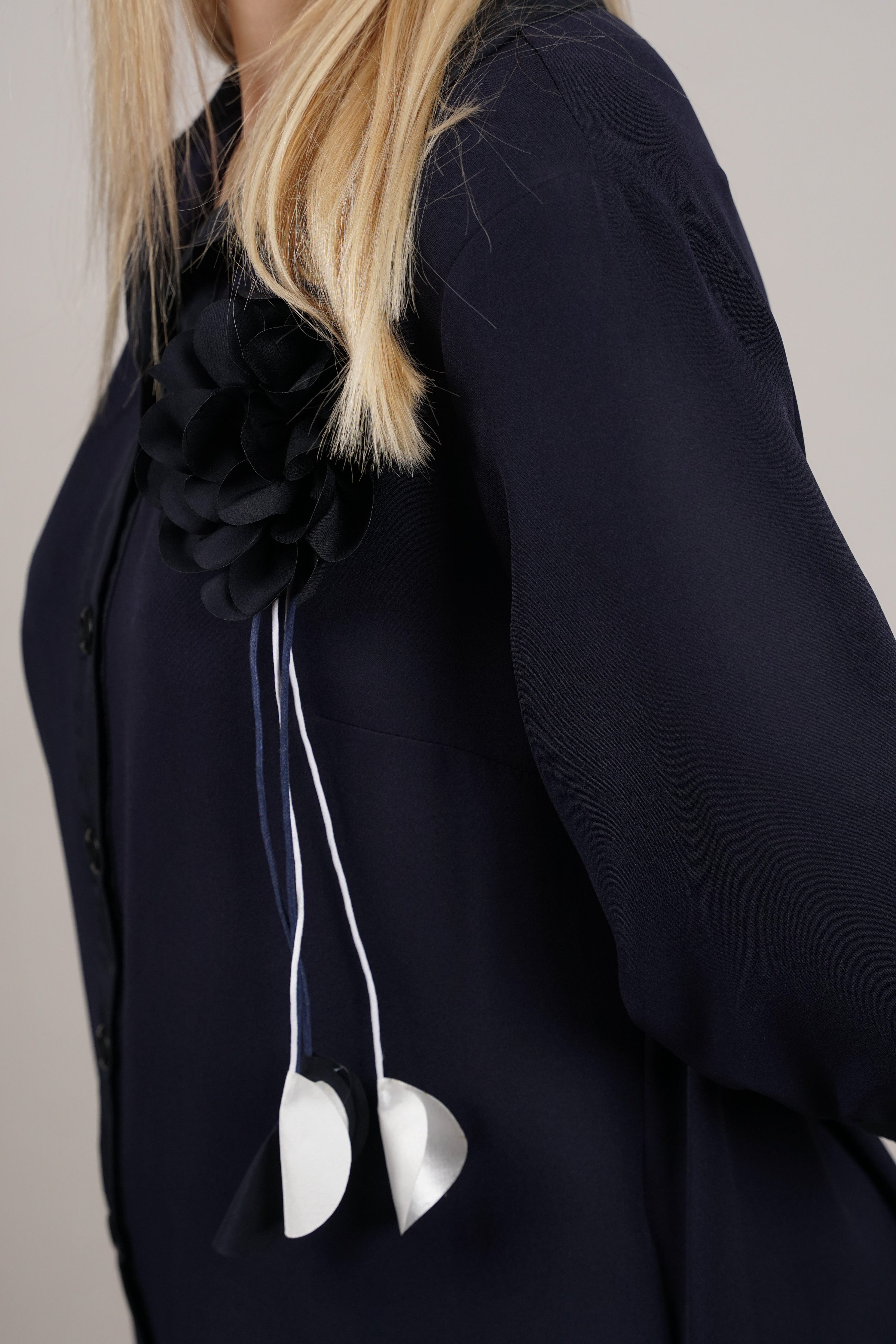 Charm - teget haljina sa uklonjivim detaljem