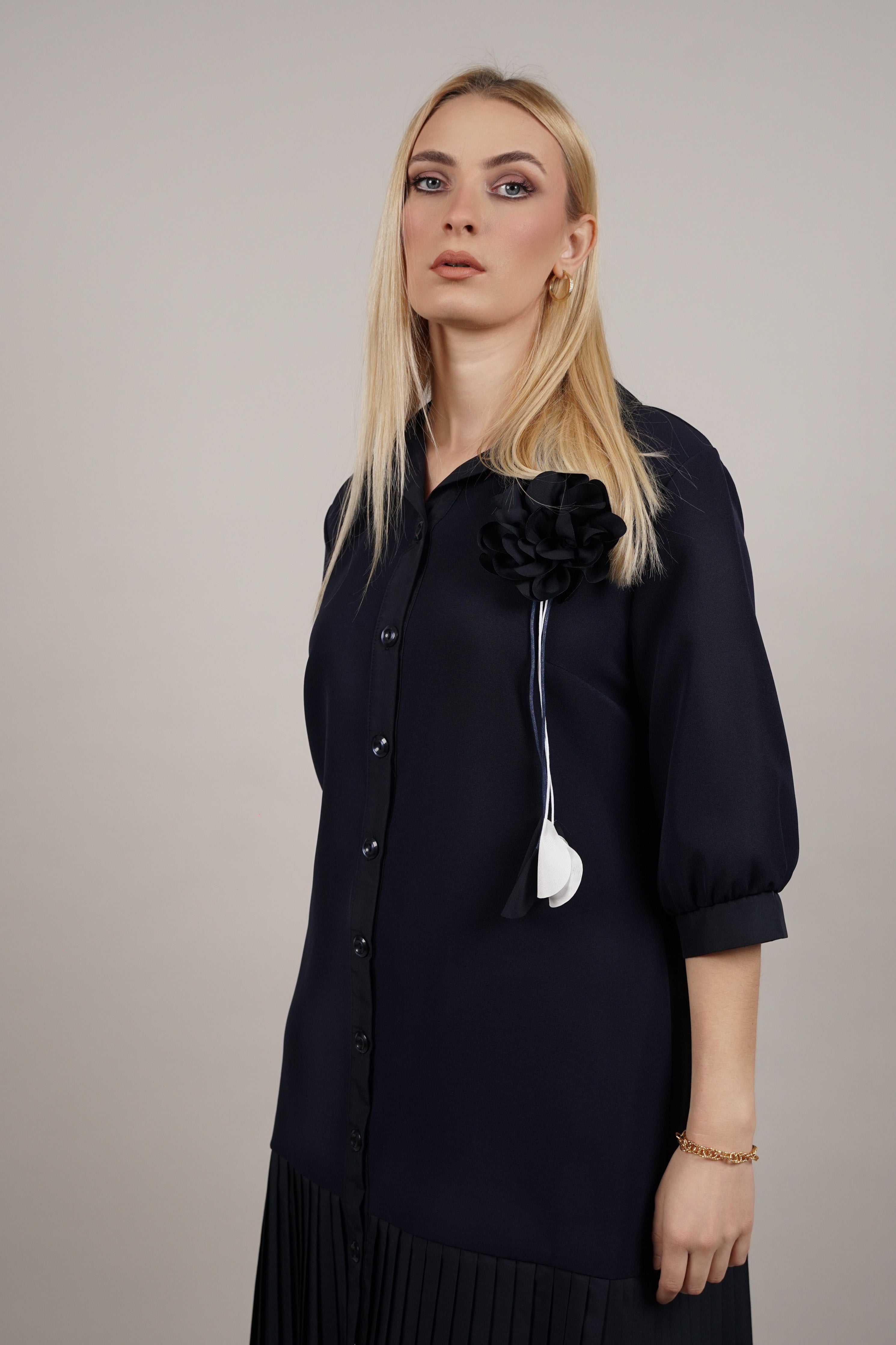 Charm - teget haljina sa uklonjivim detaljem