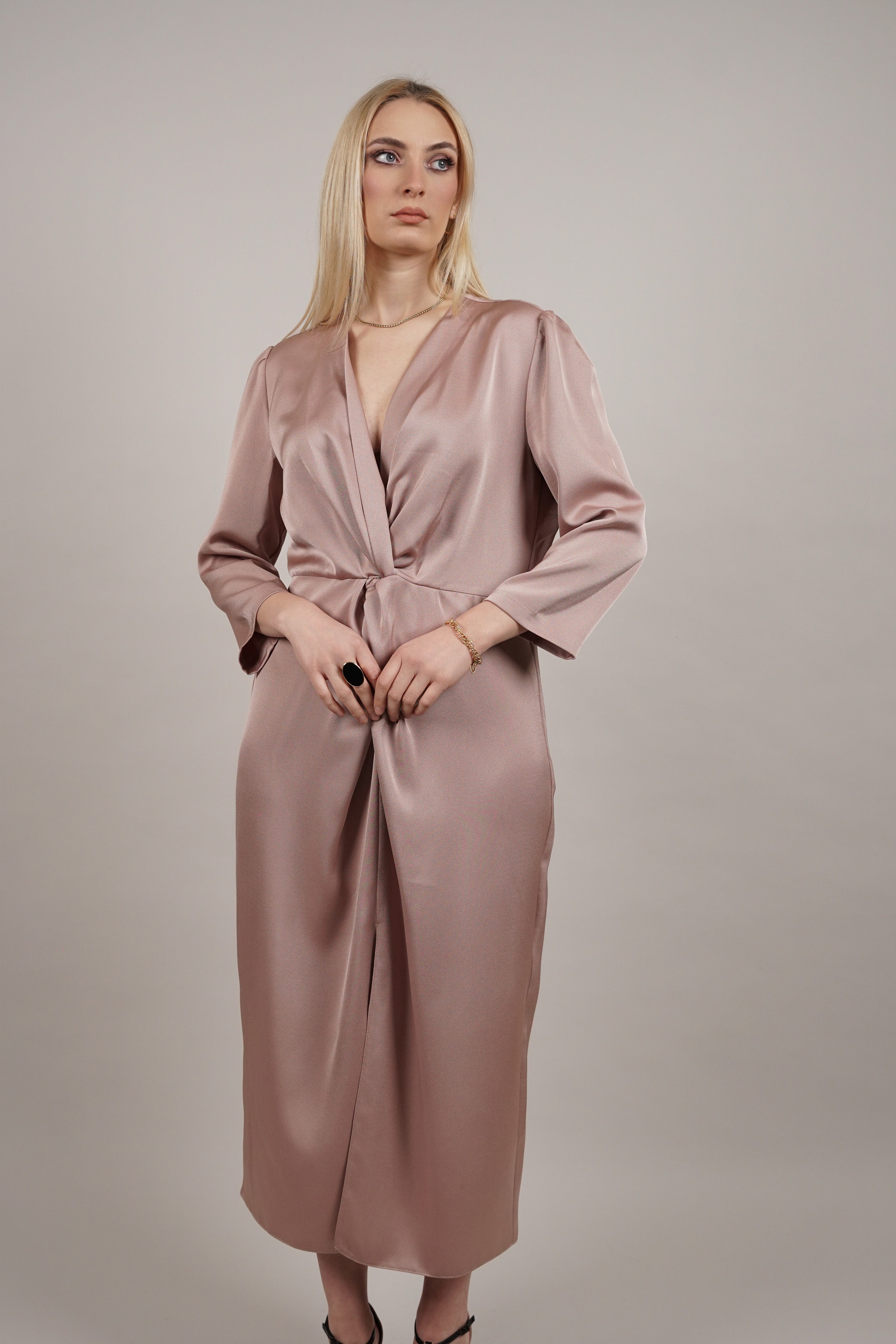 Lunaria - elegantna satenska bež midi haljina