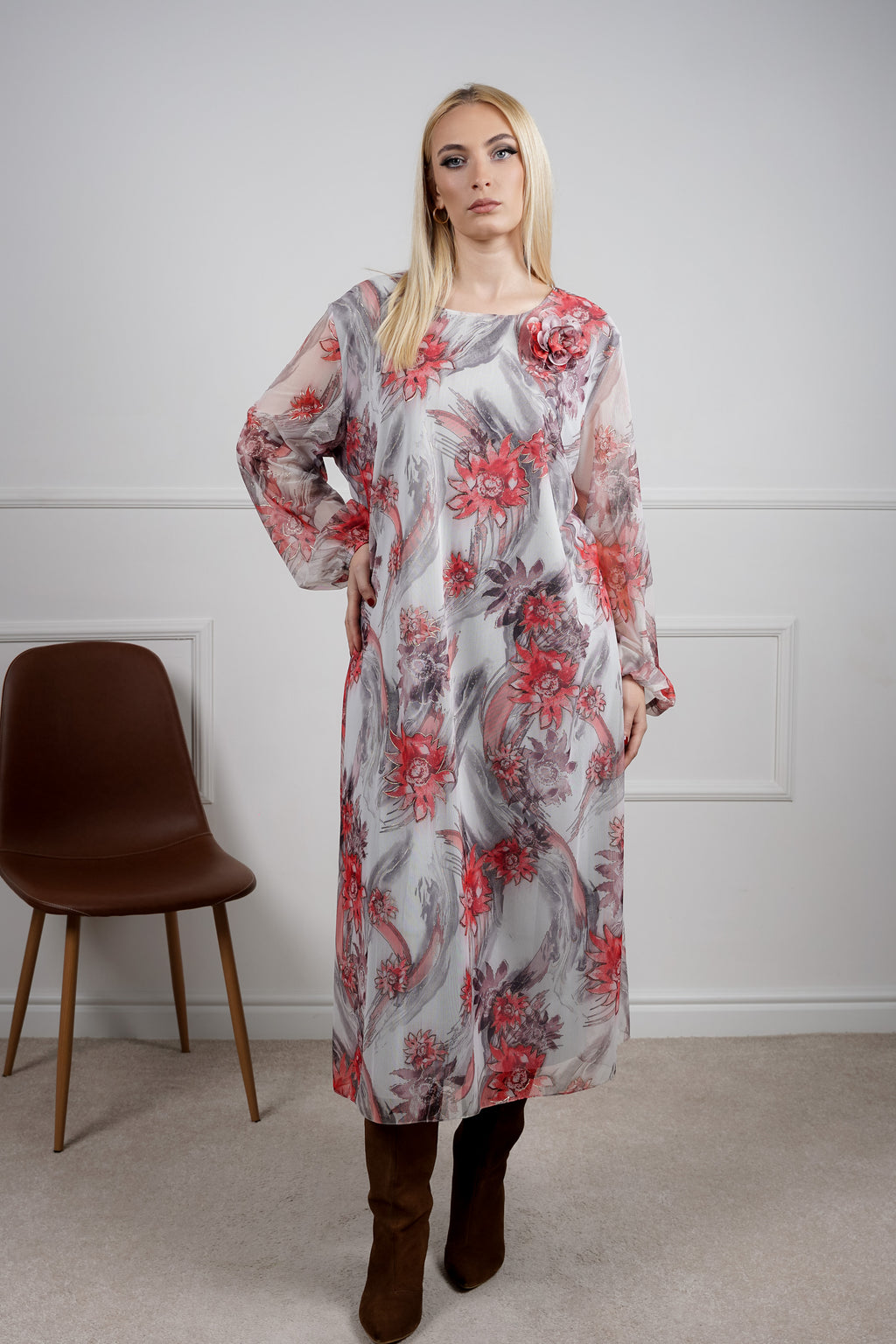 Nola haljina - lepršav šarm u veličinama: 50 52 54