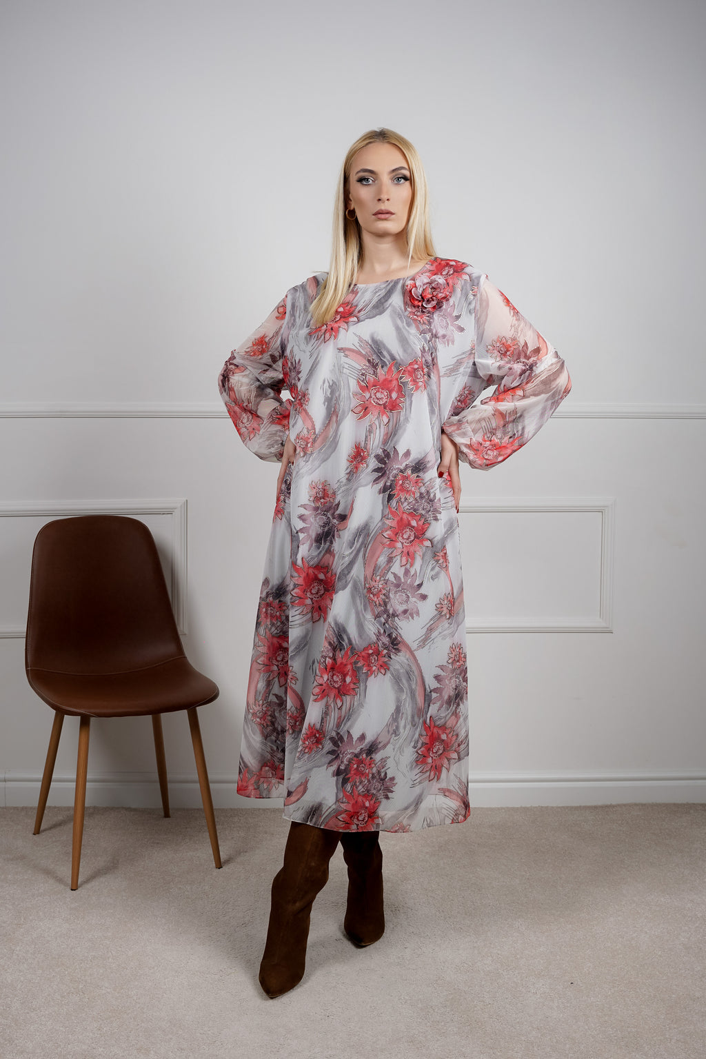 Nola haljina - lepršav šarm u veličinama: 50 52 54