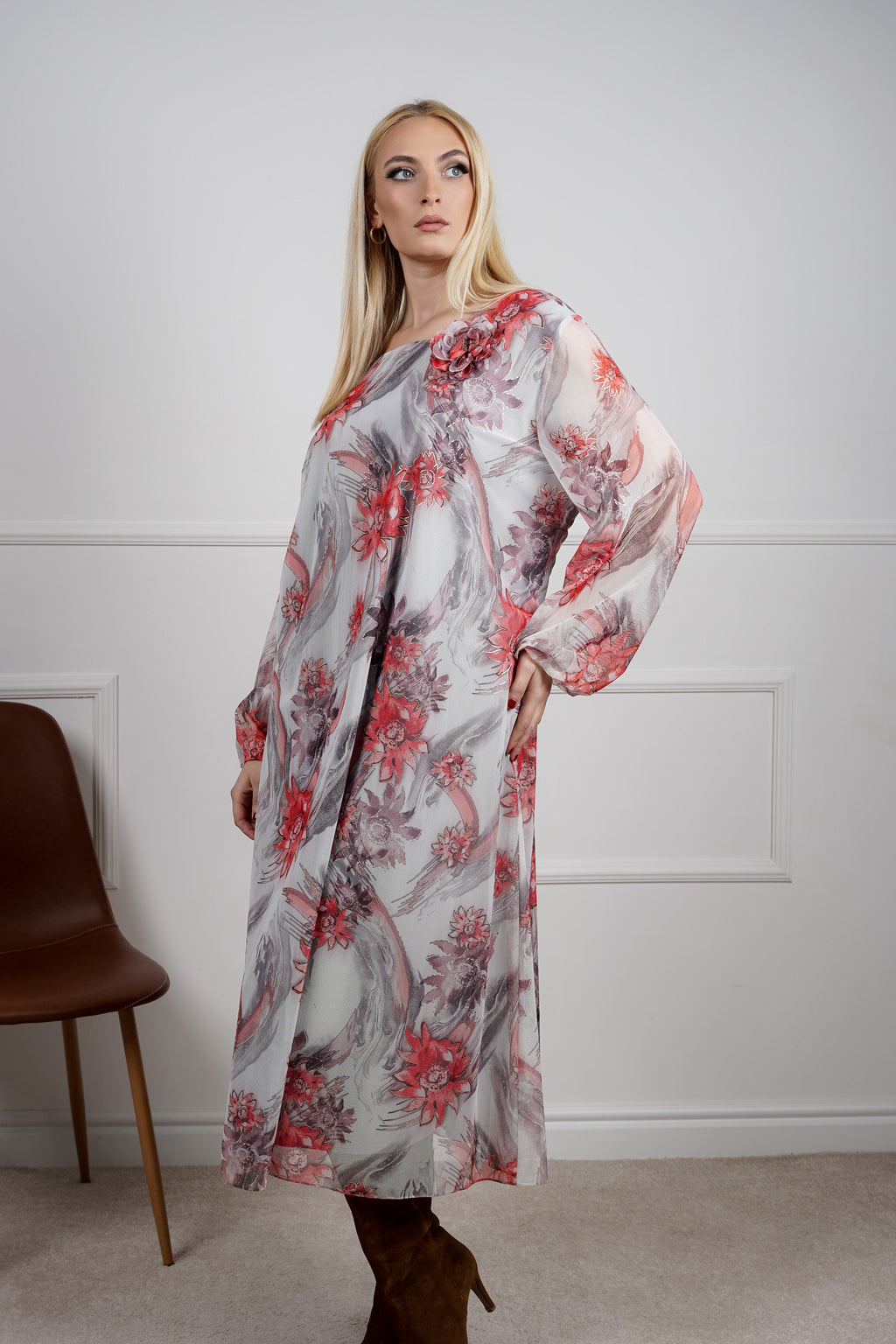 Nola haljina - lepršav šarm u veličinama: 50 52 54