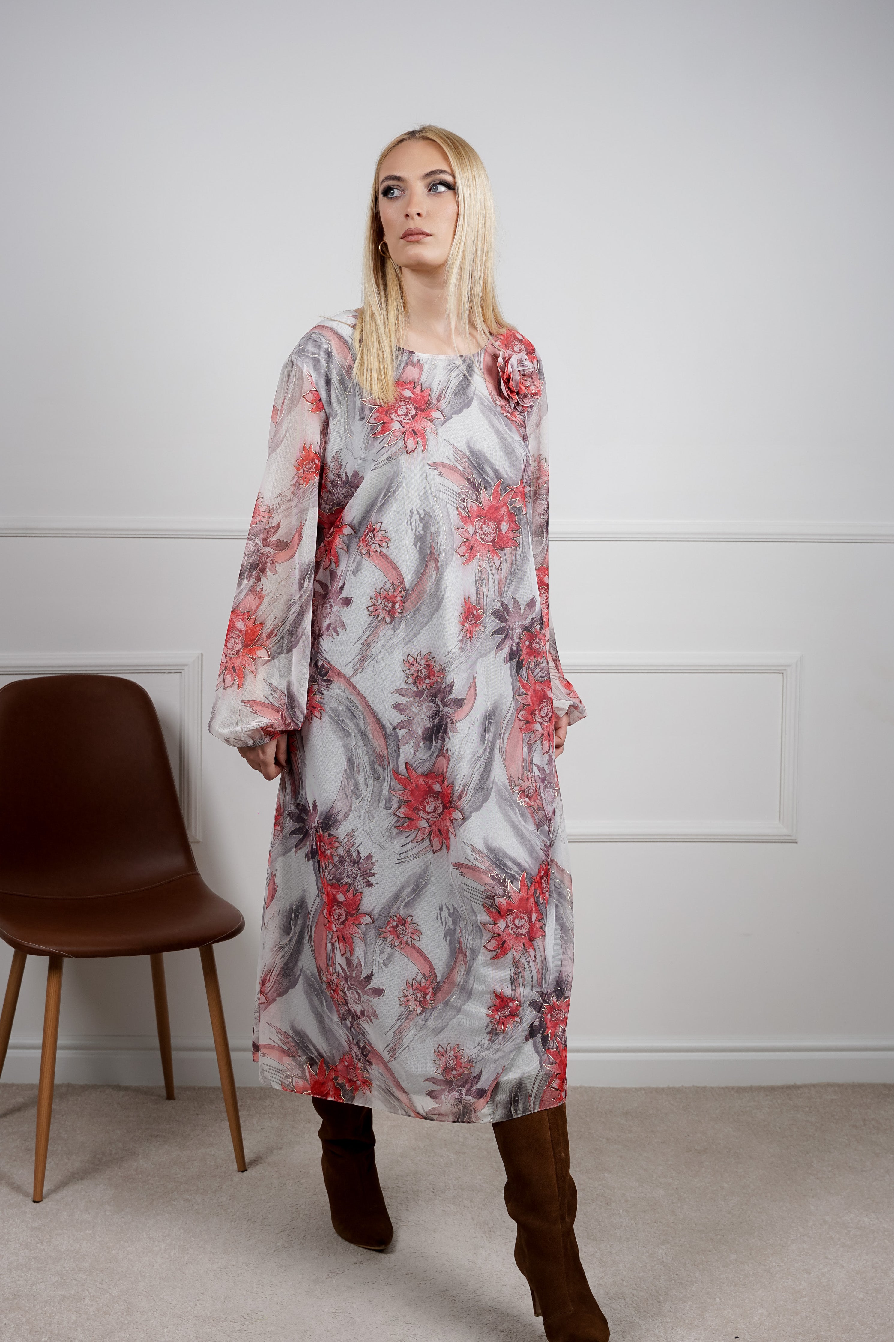 Nola haljina - lepršav šarm u veličinama: 50 52 54