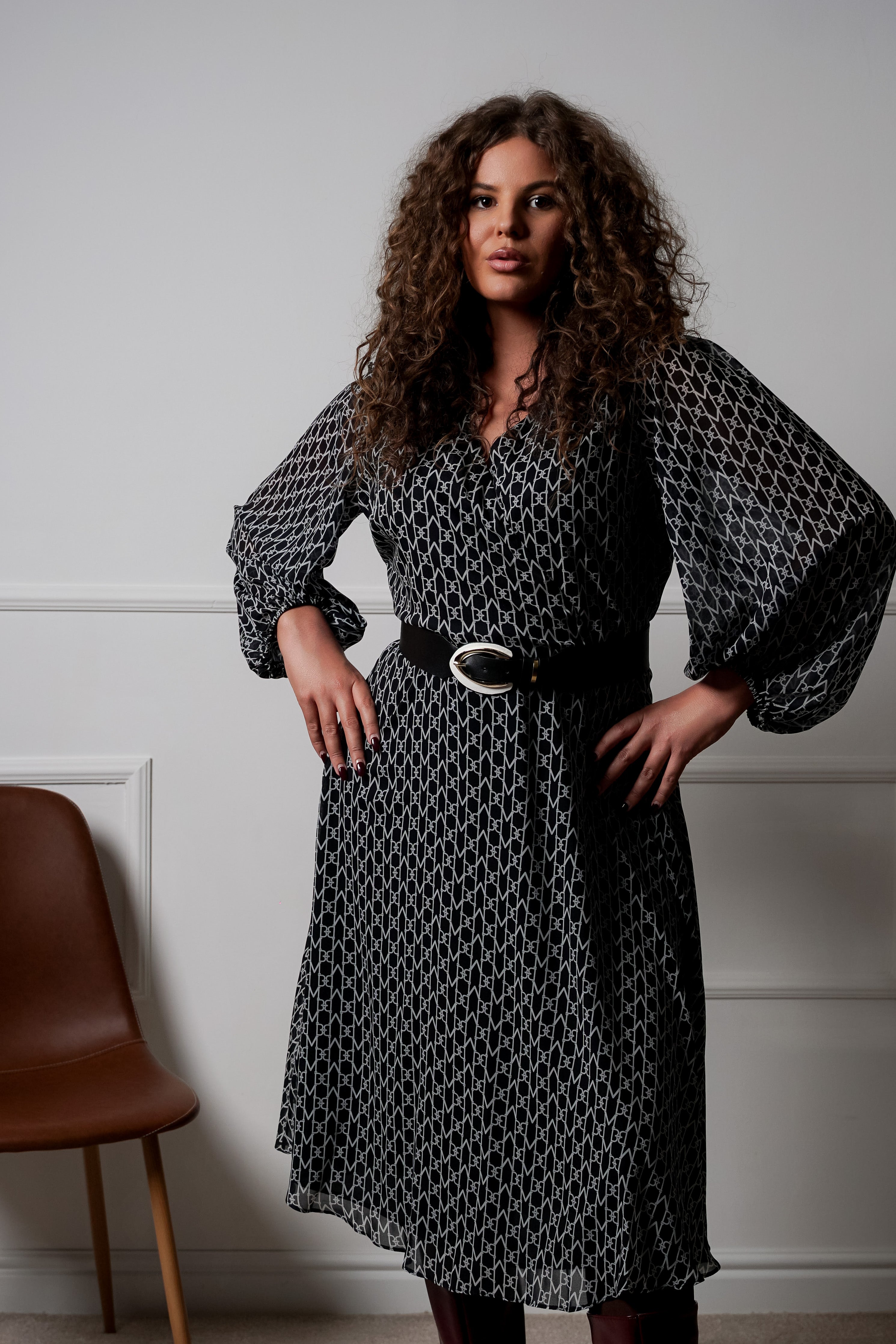 Elena haljina – moderna klasika za svaki dan